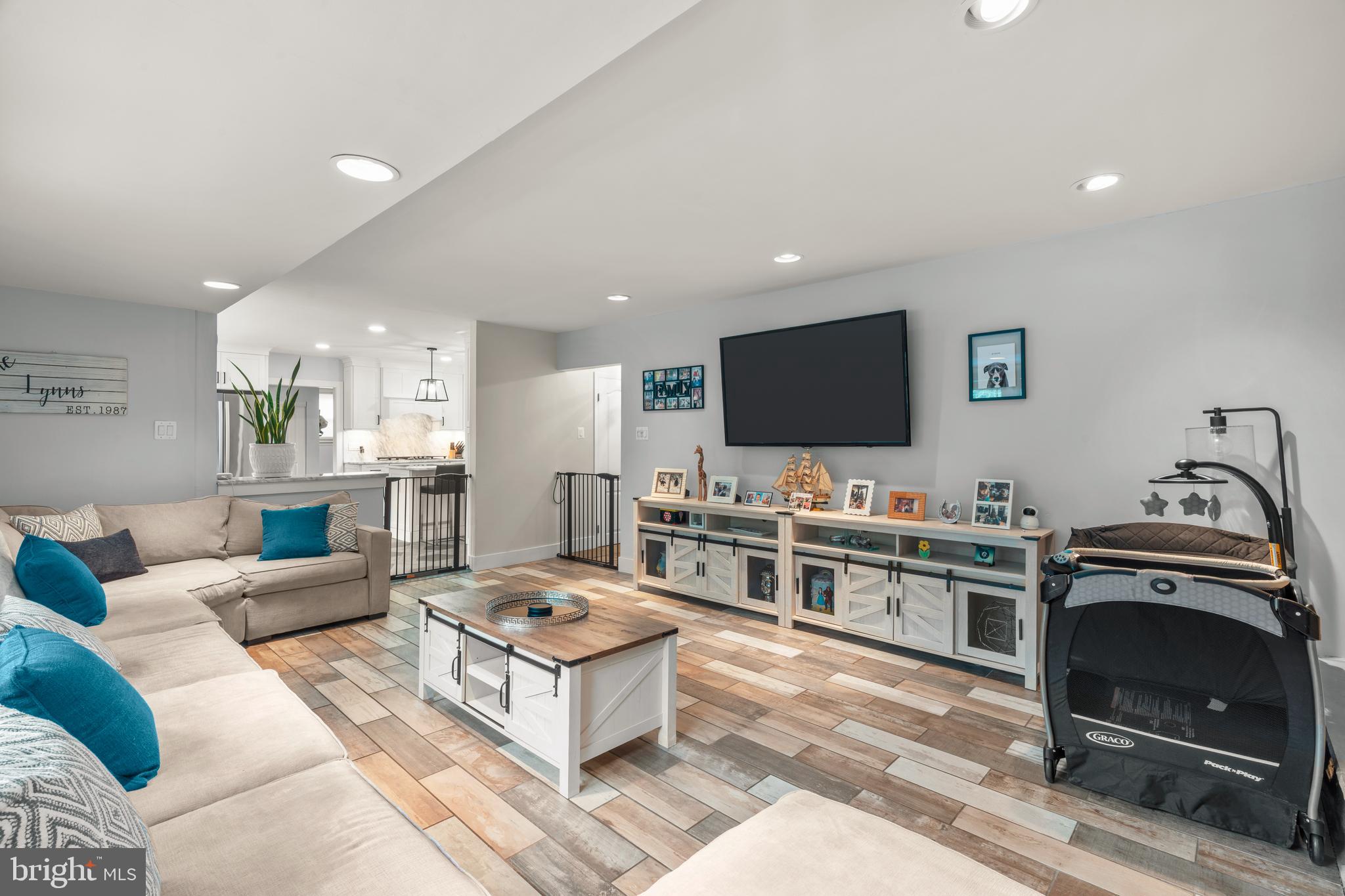 HUNTINGDON VALLEY - Residential