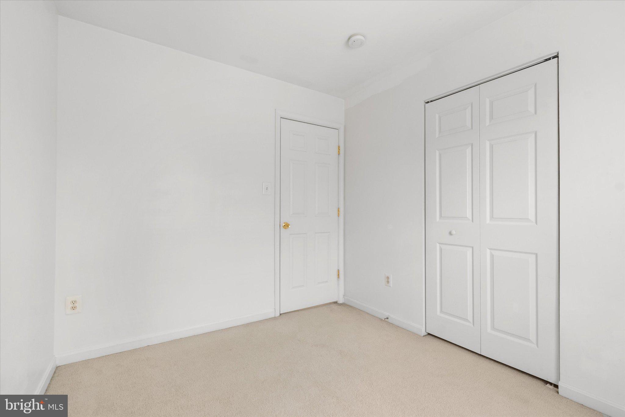 WELLINGTON/CLOVERHILL - Residential