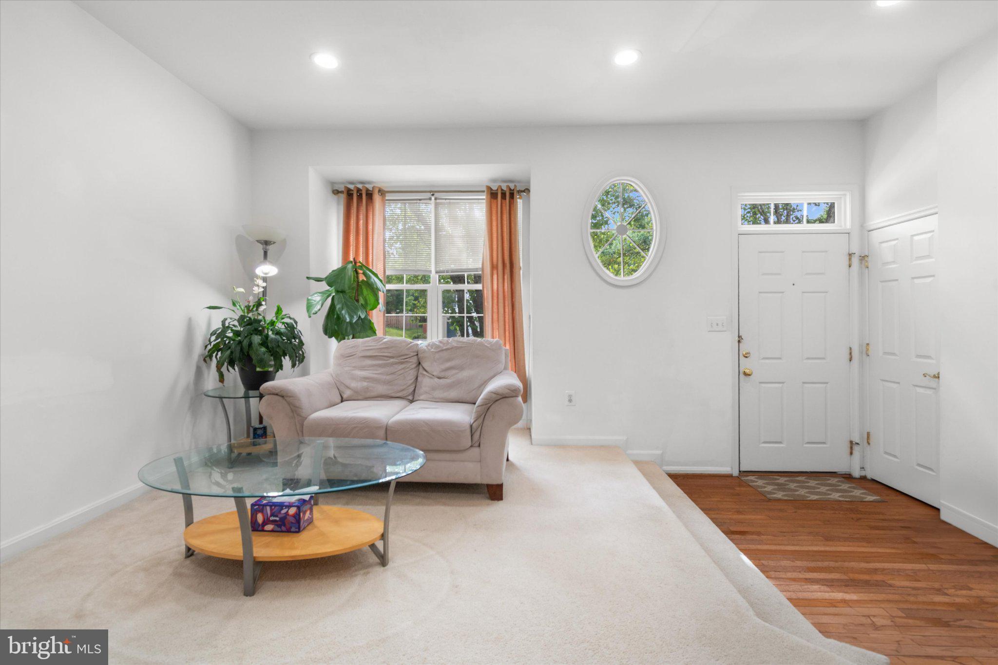 WELLINGTON/CLOVERHILL - Residential