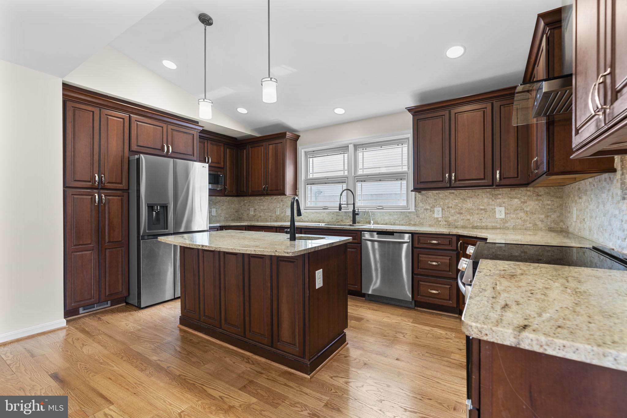 SANDRIDGE - Residential