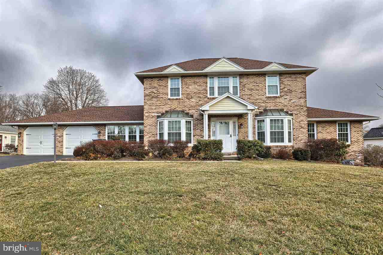 Spacious custom built home in desirable Forest Meadow.  One Owner, South Middleton School District. This well kept home offers 3100 square feet with First floor Master Bedroom, beautiful real hardwood floors, large glass sunroom, wood burning fireplace and 3 1/2 baths. All new triple pane windows thru out,  roof new in 2010 and new furnace recently installed.  Possible 4th bedroom on lower level.  This home is a must see?...