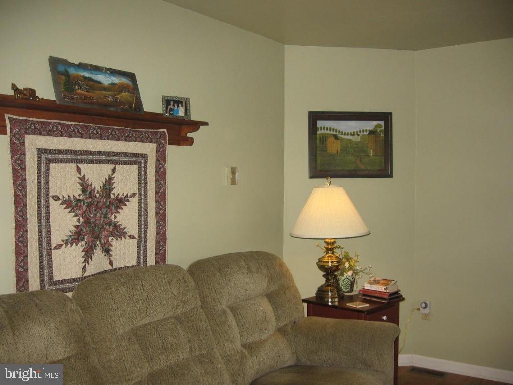SWARTZVILLE - Residential