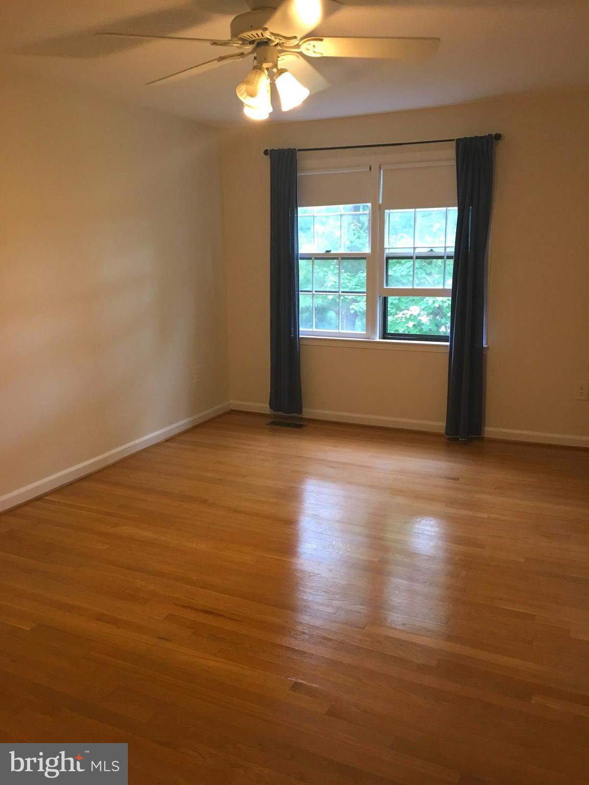 OLD GEORGETOWN VILLAGE - Residential Lease