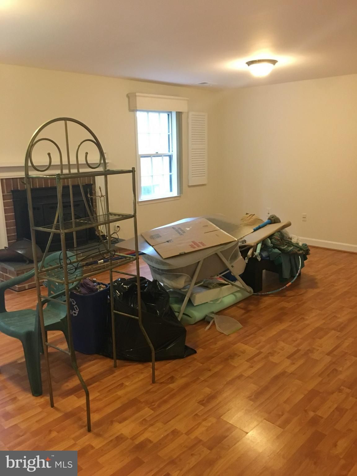 OLD GEORGETOWN VILLAGE - Residential Lease