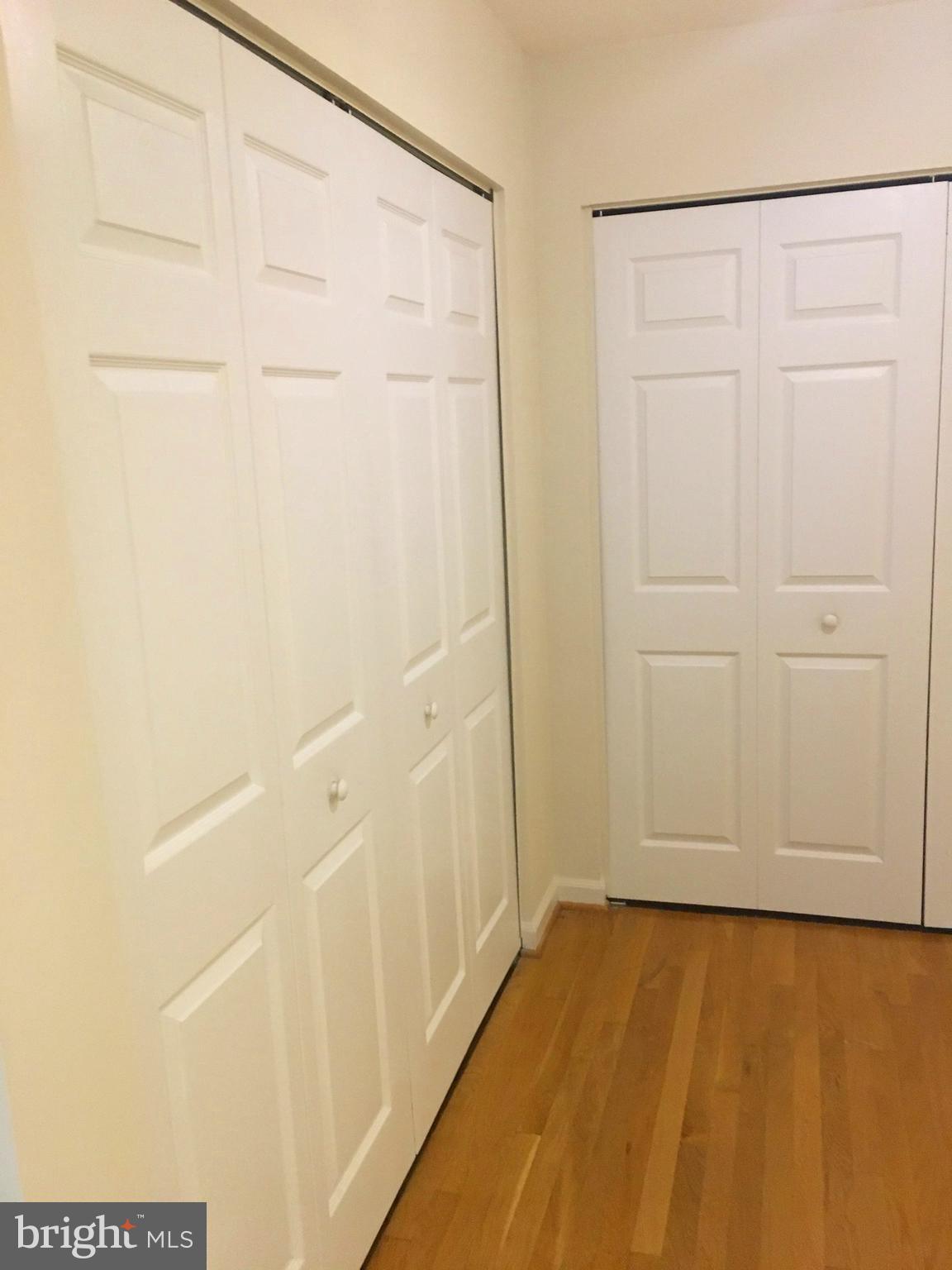 OLD GEORGETOWN VILLAGE - Residential Lease