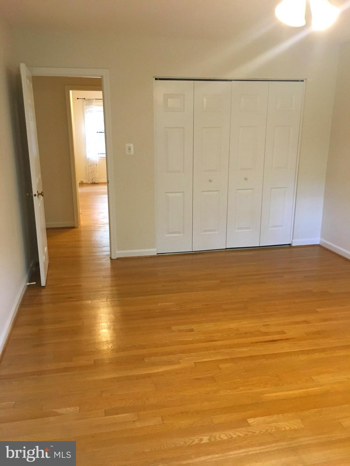 OLD GEORGETOWN VILLAGE - Residential Lease