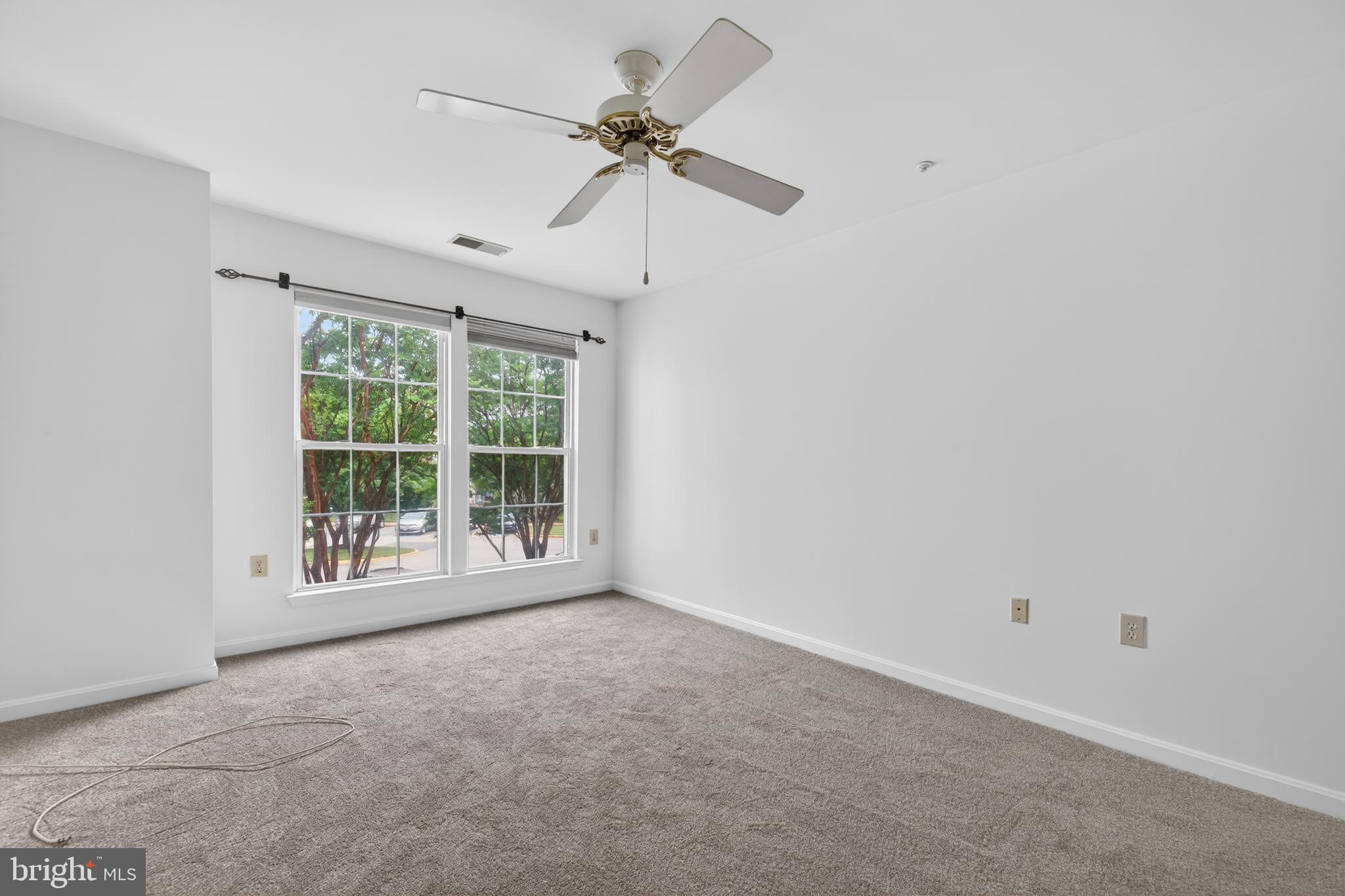 RUSSETT - Residential