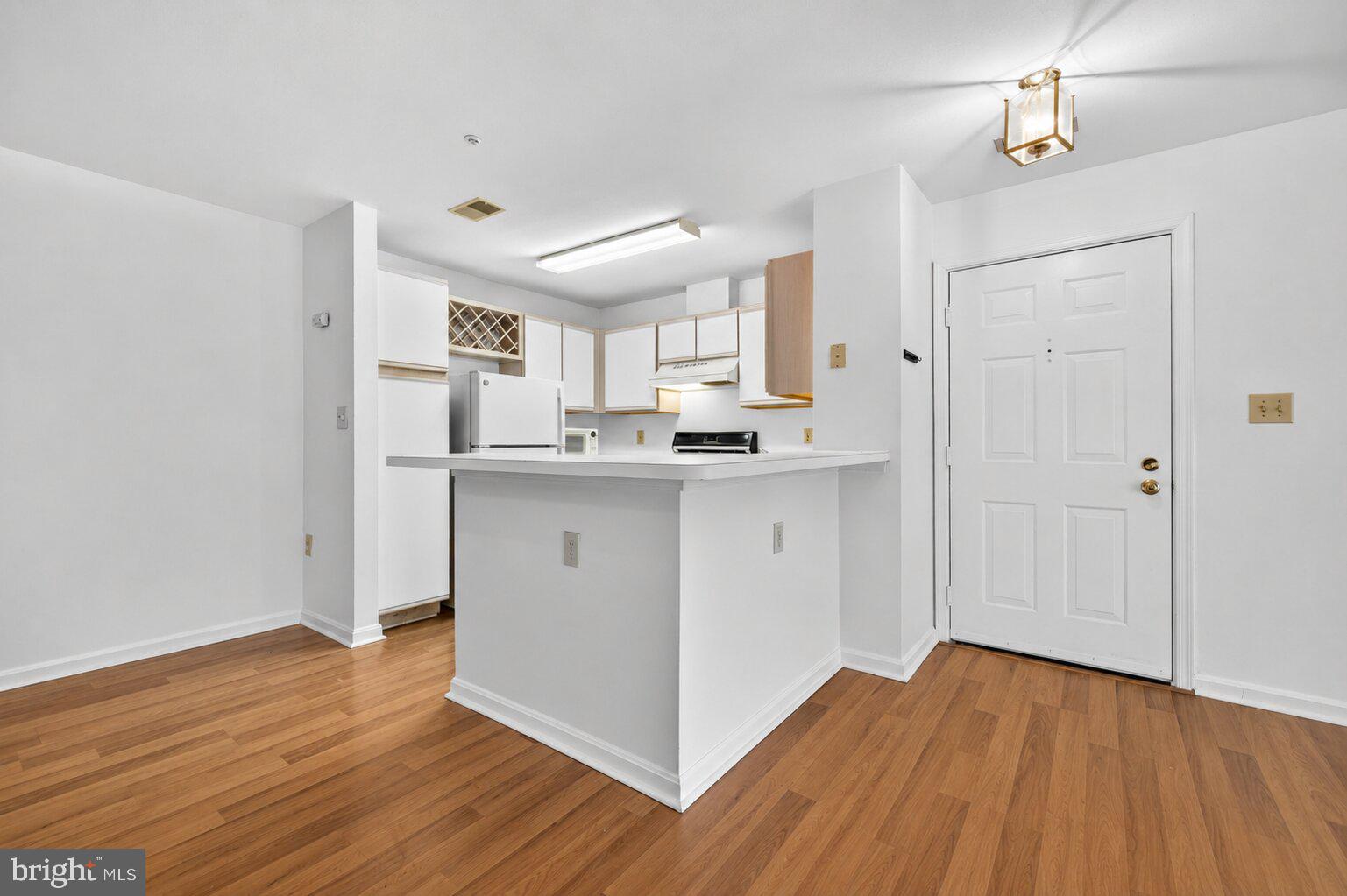 RUSSETT - Residential