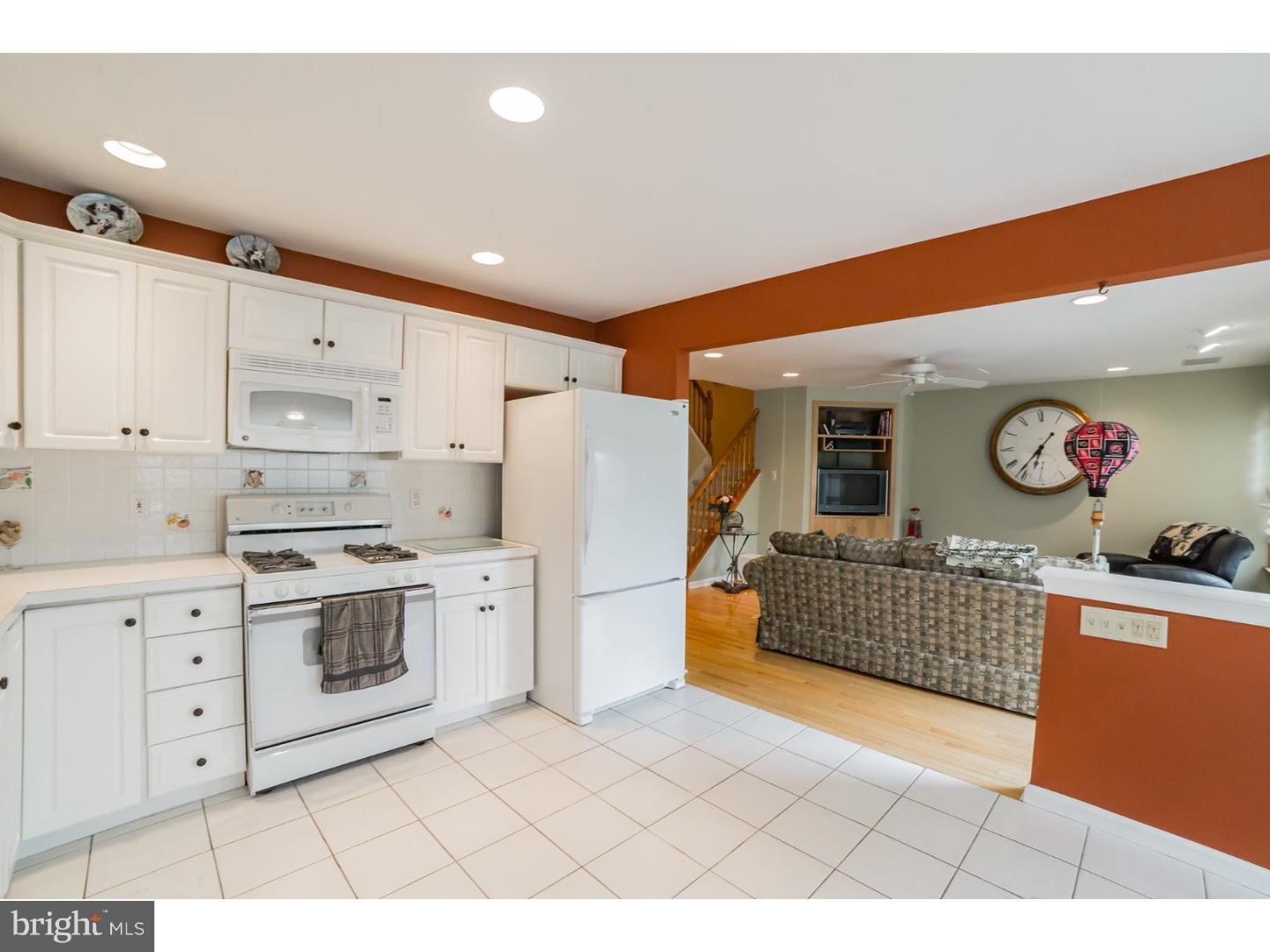 CREEKSIDE AT BLUE BELL - Residential