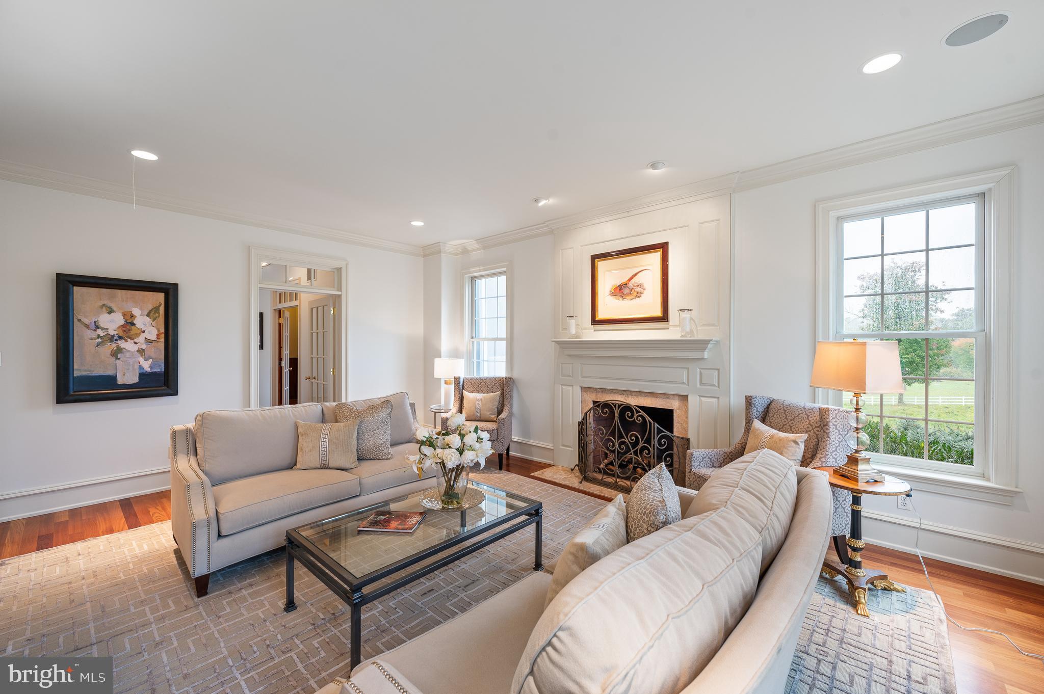 SPRING MEADOW FARM - Residential