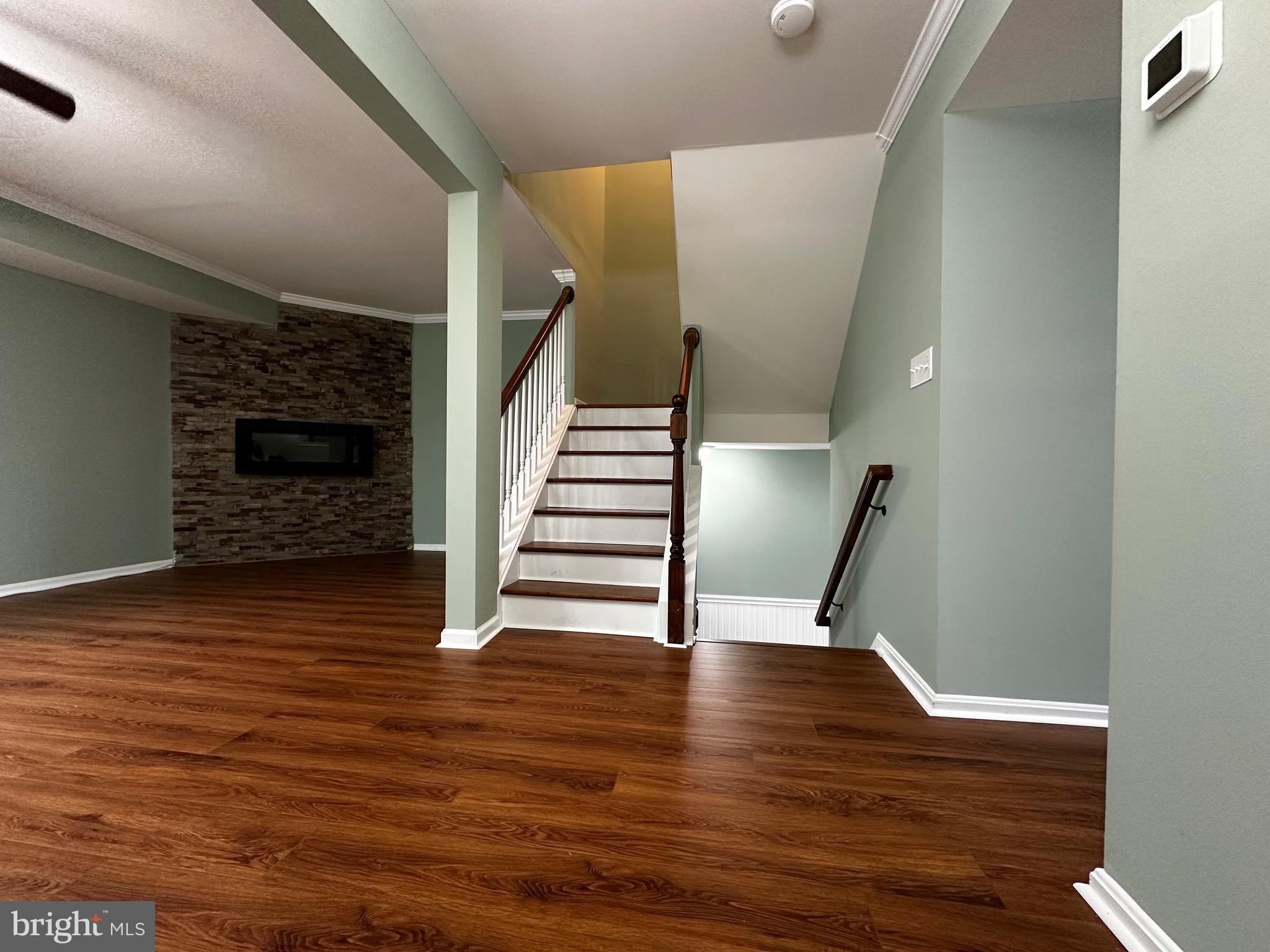 STONEY BEACH - Residential