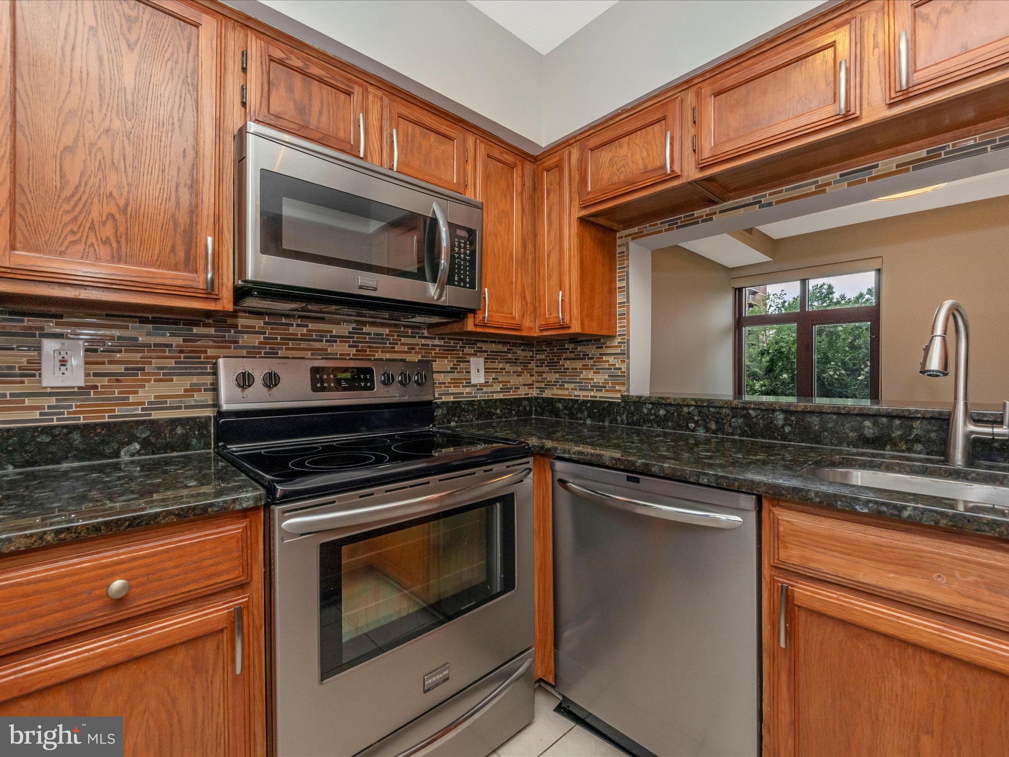 CHARLESTON CONDO - Residential