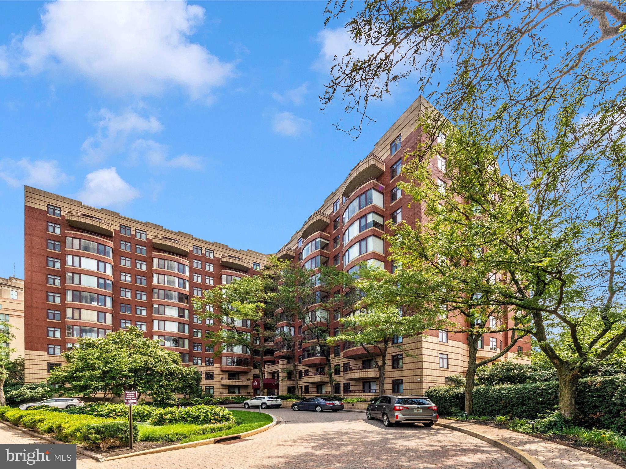 CHARLESTON CONDO - Residential