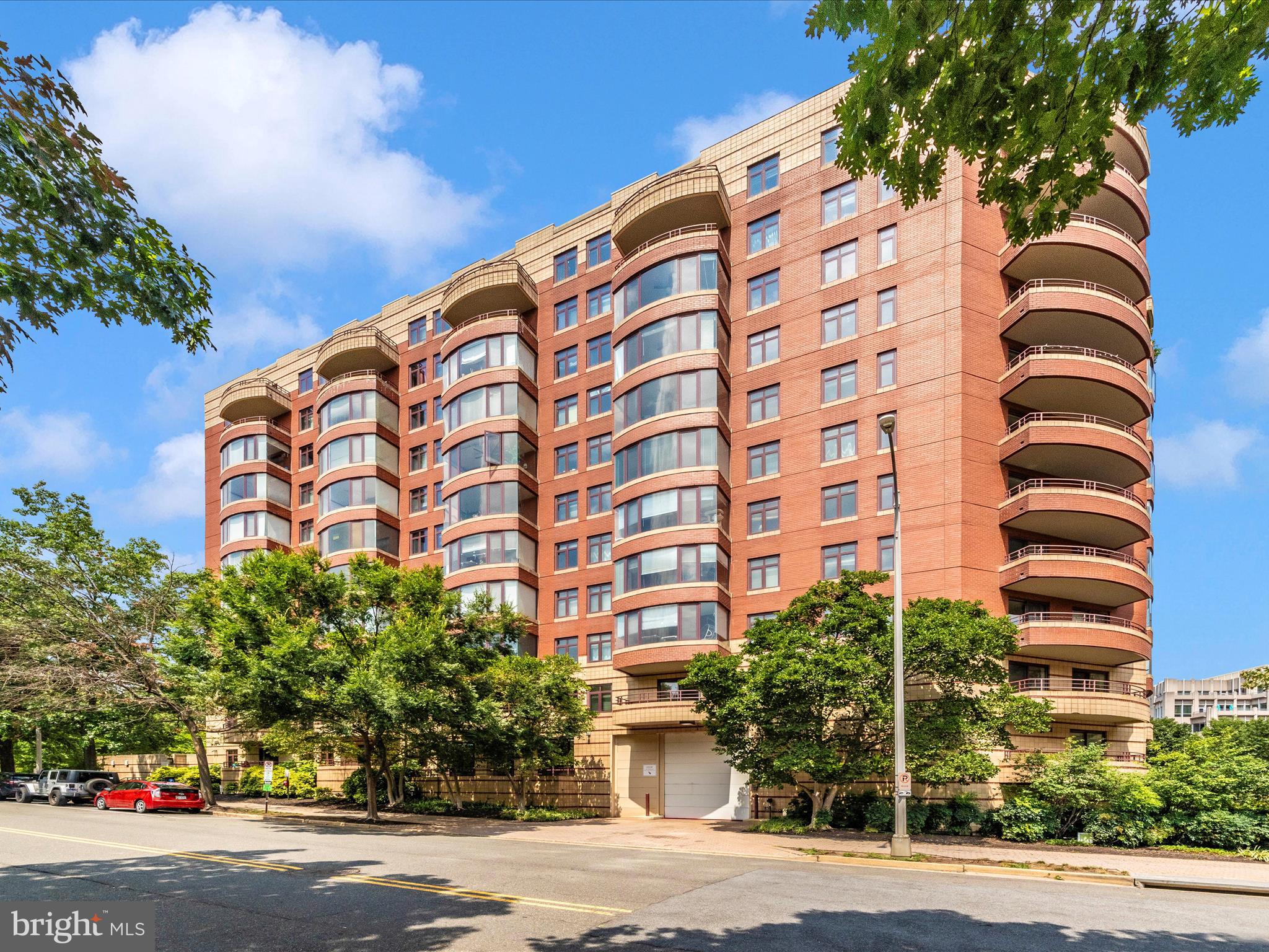 CHARLESTON CONDO - Residential