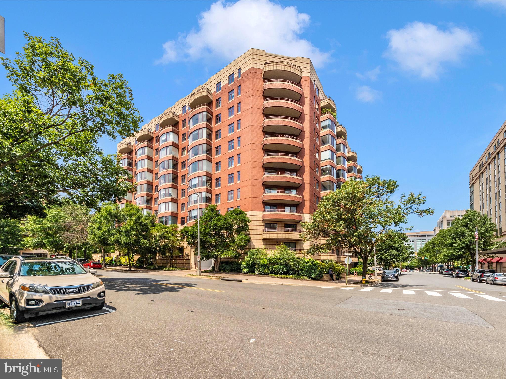 CHARLESTON CONDO - Residential