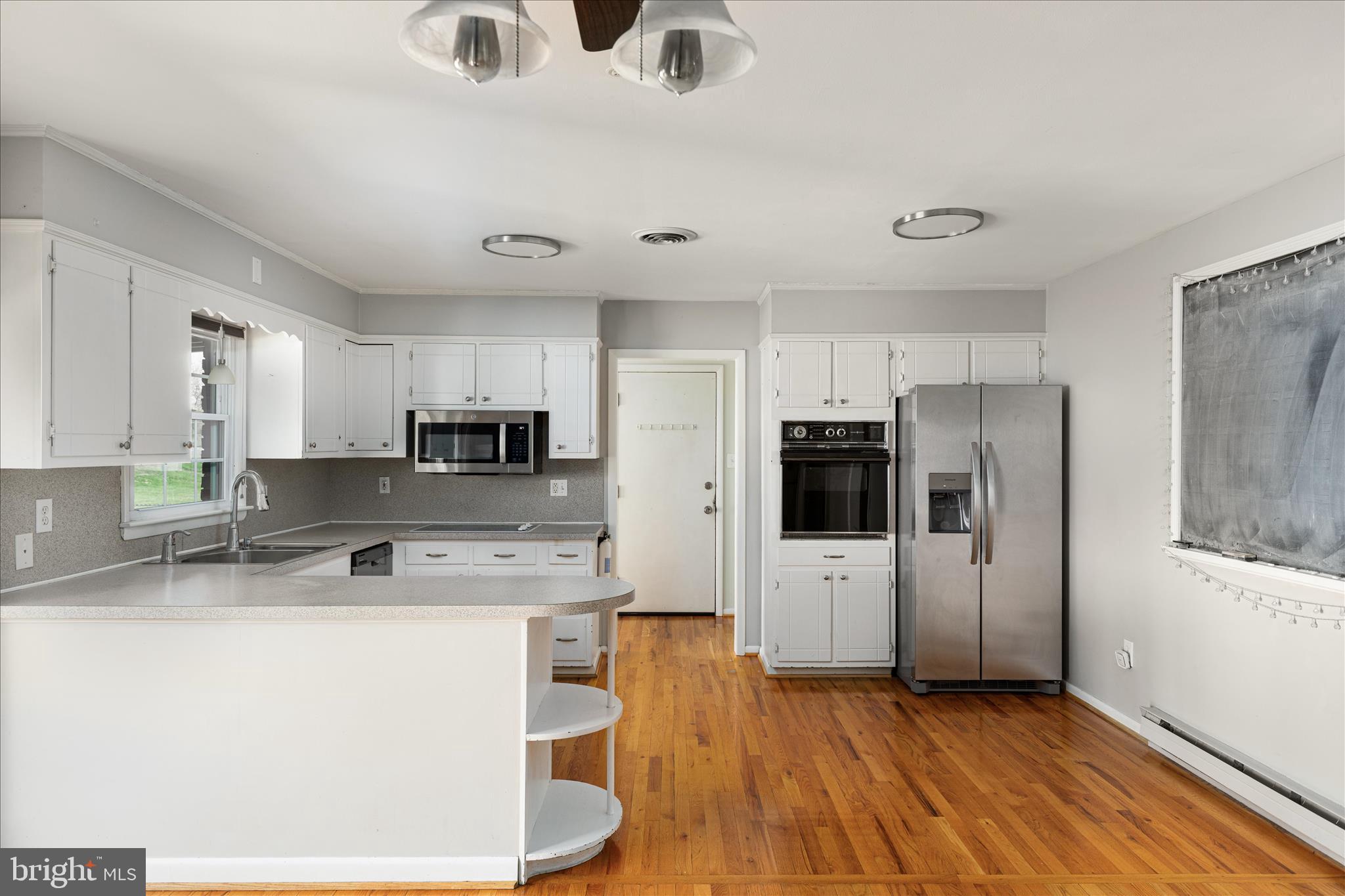 HOLIDAY ACRES - Residential