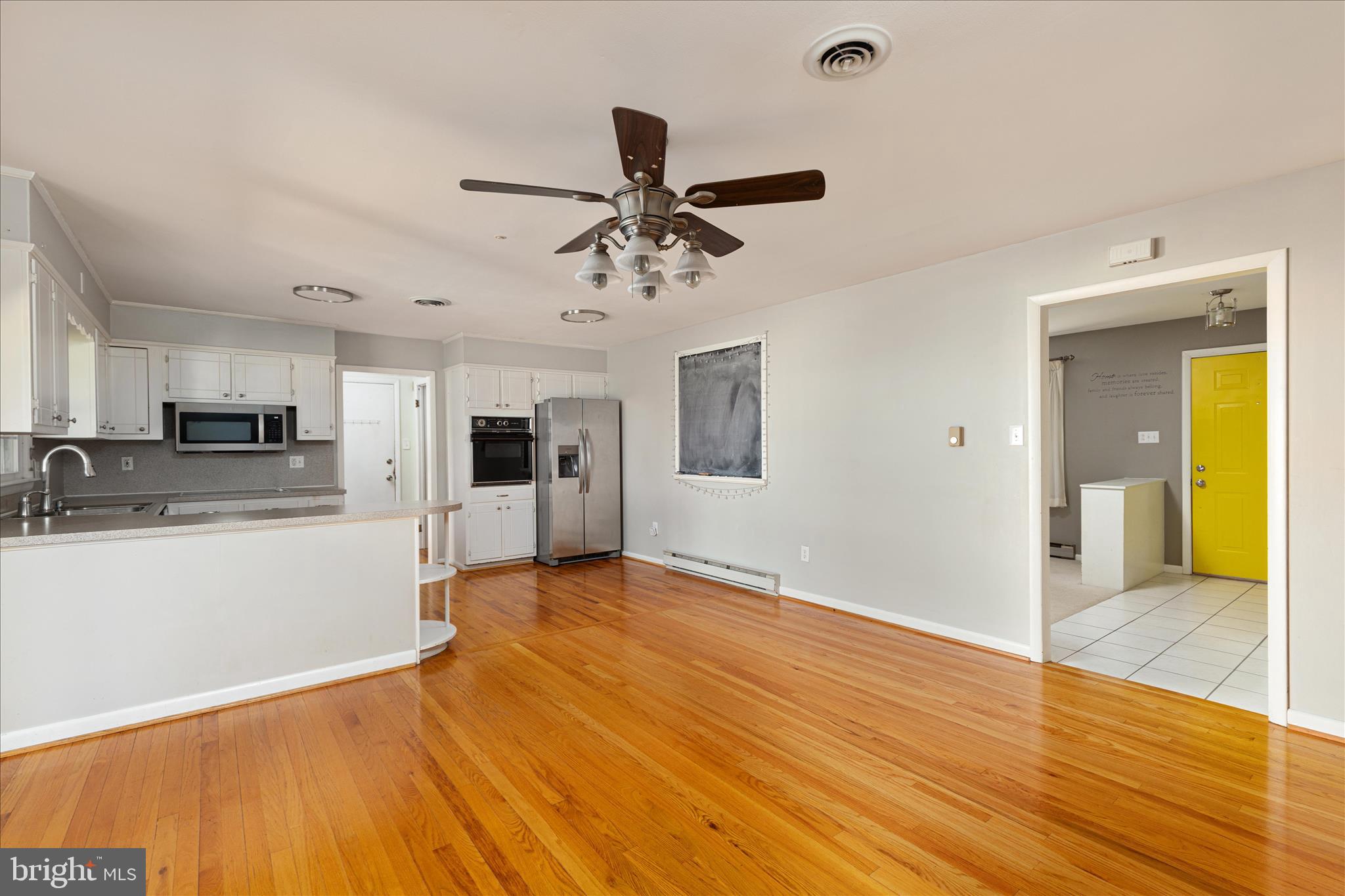 HOLIDAY ACRES - Residential