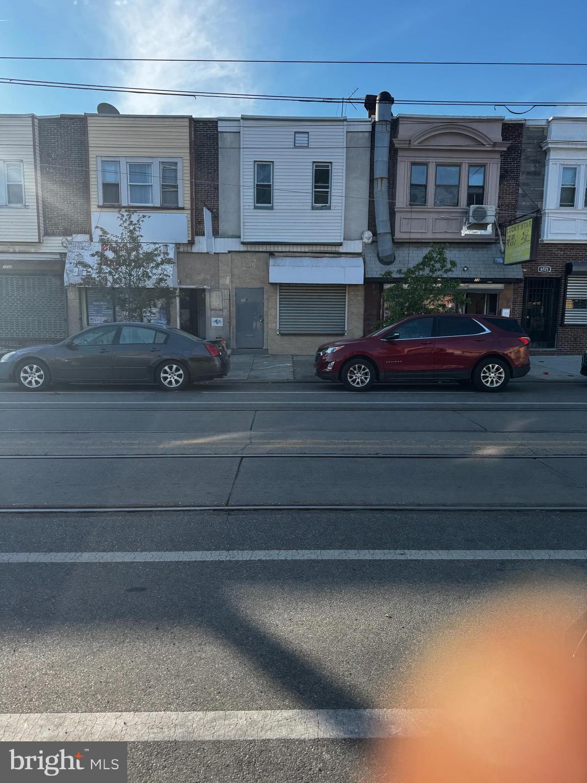 ELMWOOD PARK - Residential Income