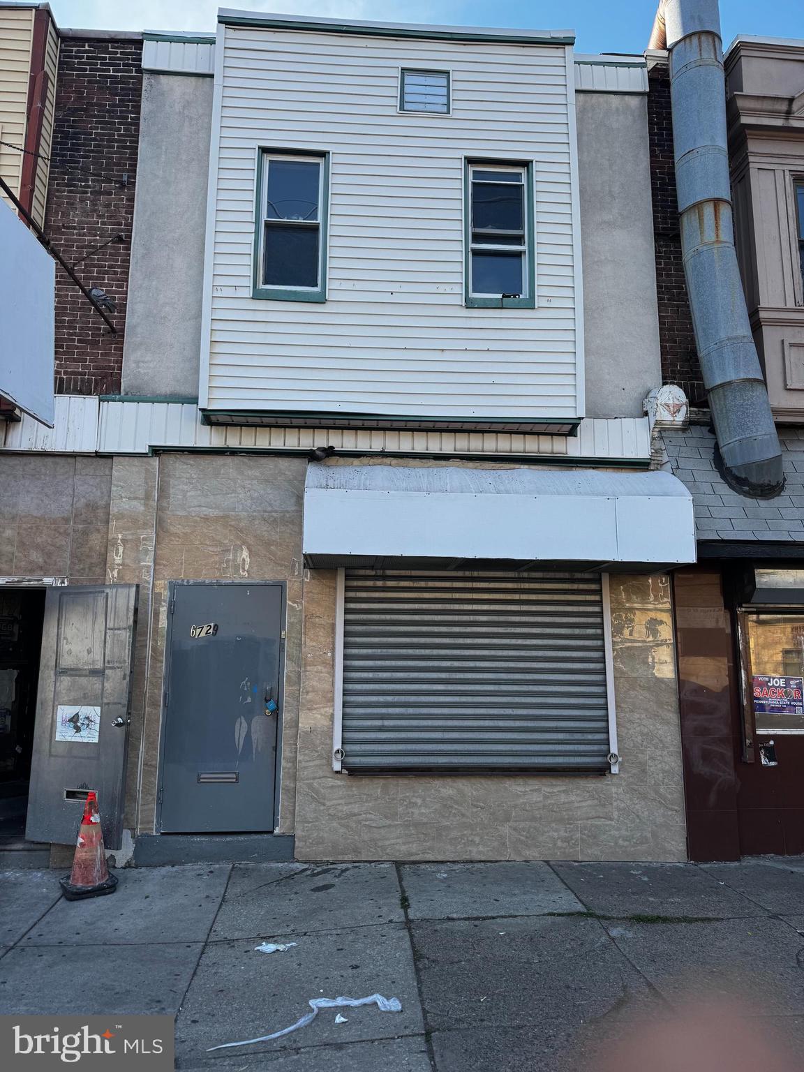 ELMWOOD PARK - Residential Income