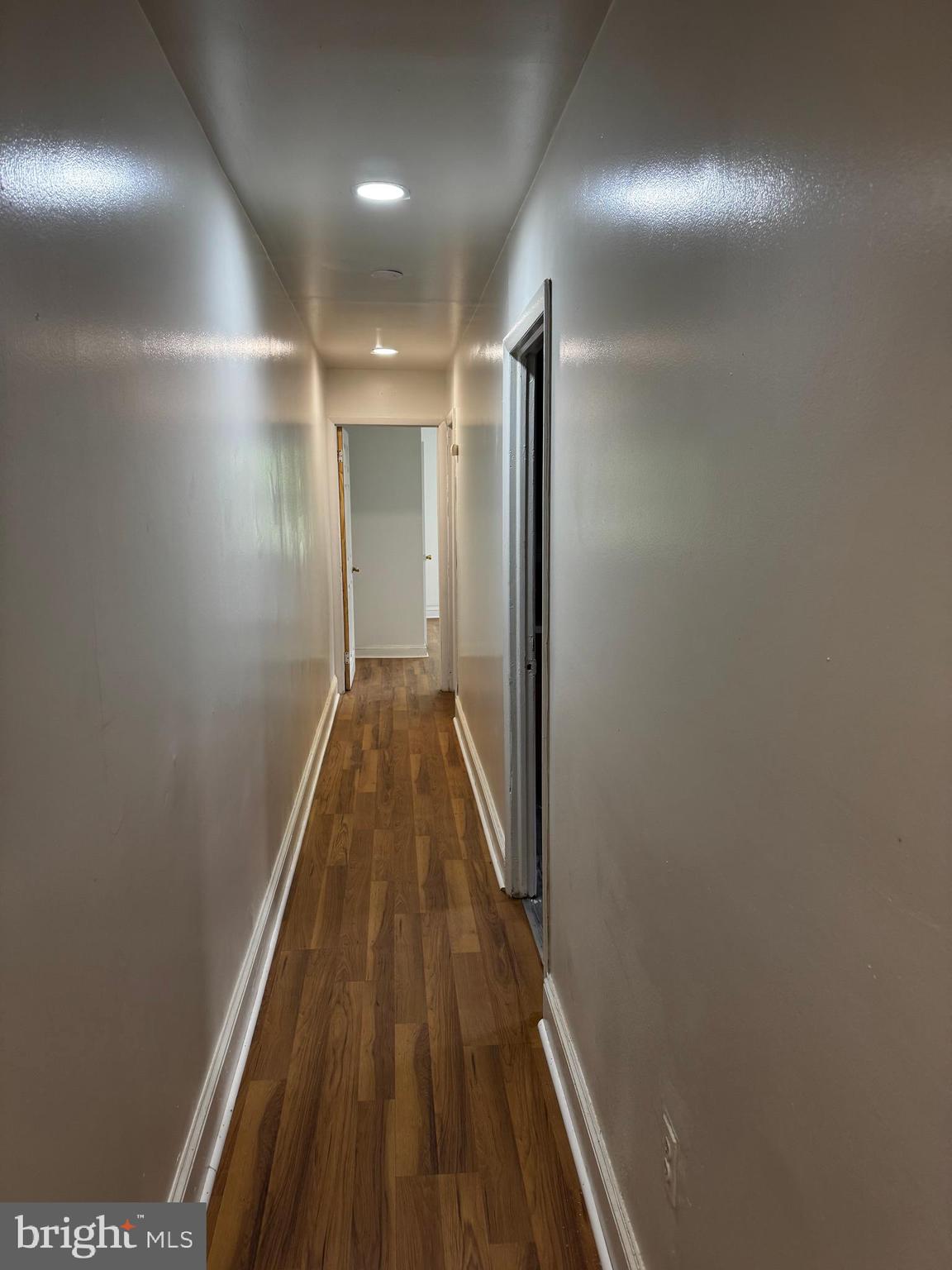 ELMWOOD PARK - Residential Income