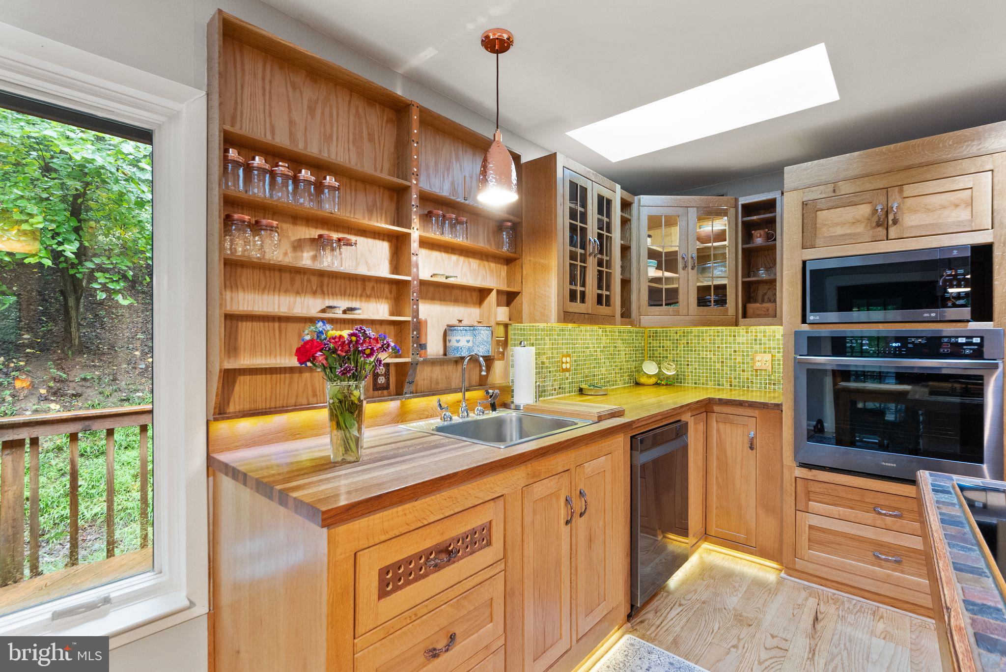 NORTH RED OAK (WEST) - Residential
