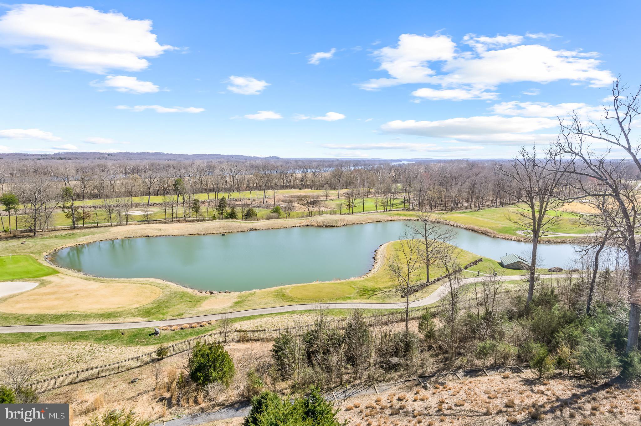 LANSDOWNE WOODS - Residential Lease