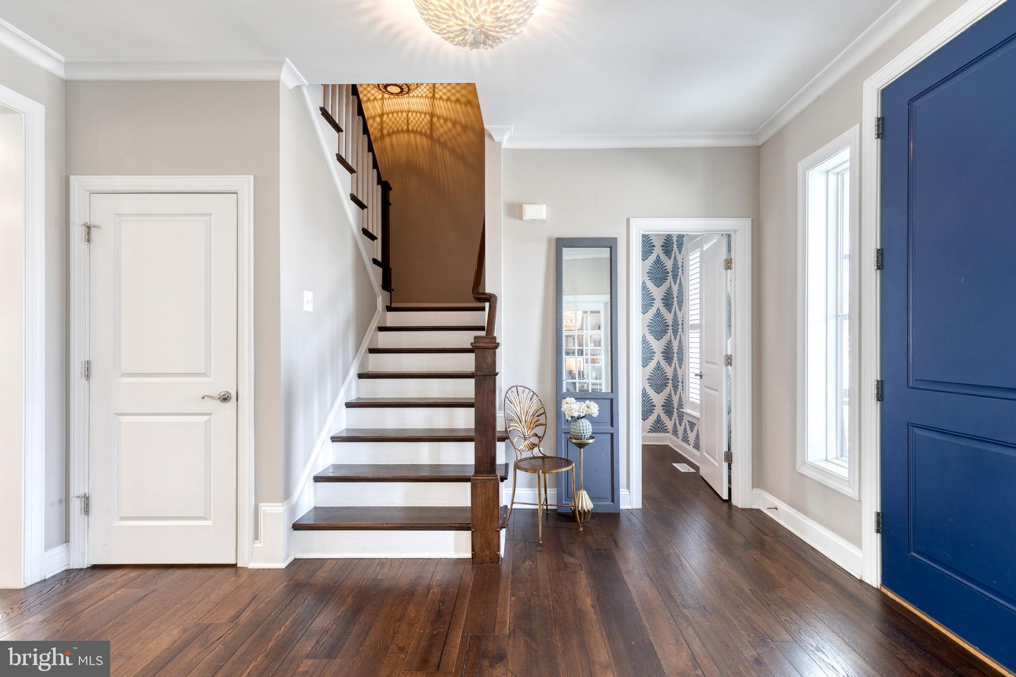 BRIAR KNOLL - Residential