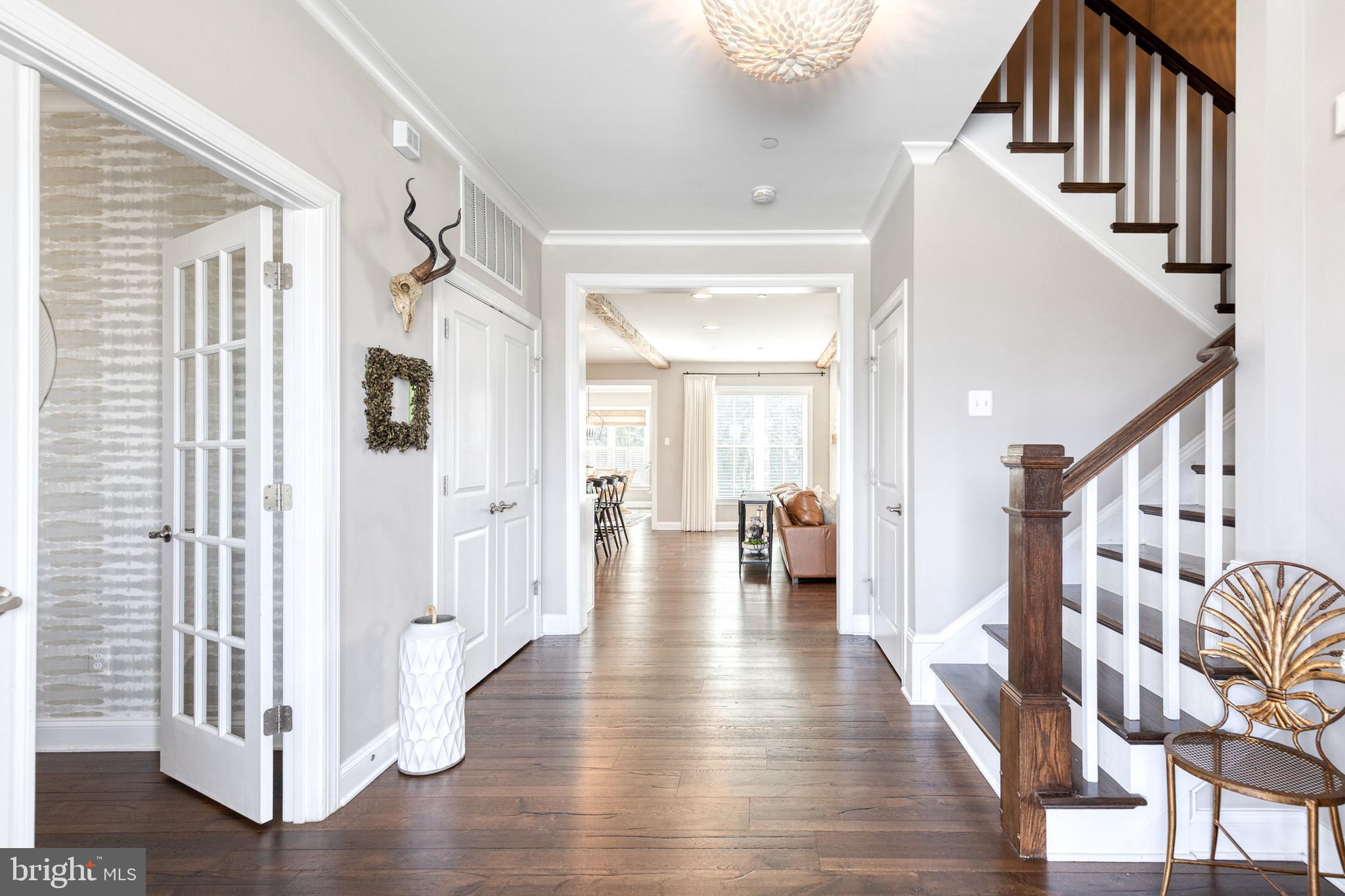 BRIAR KNOLL - Residential