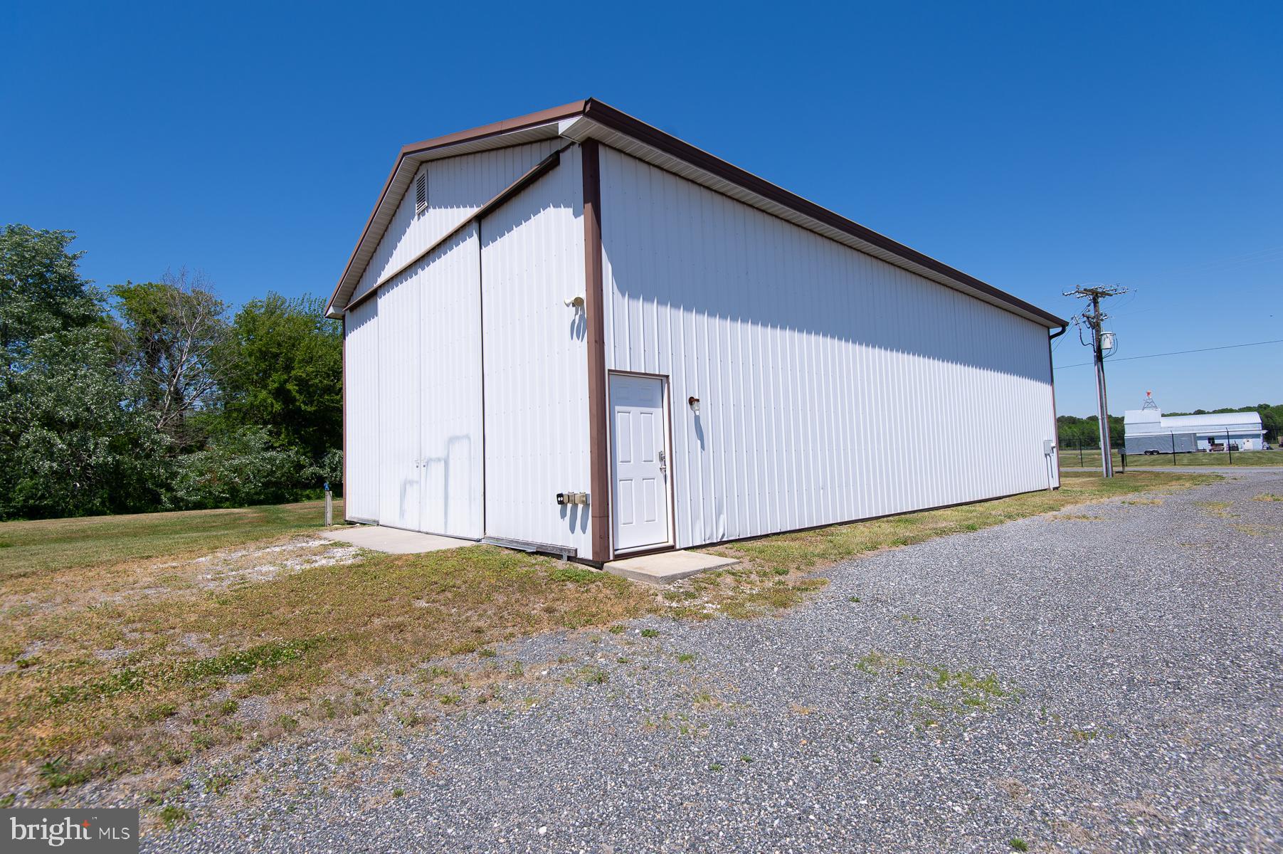 BUCKTOWN - Commercial Sale