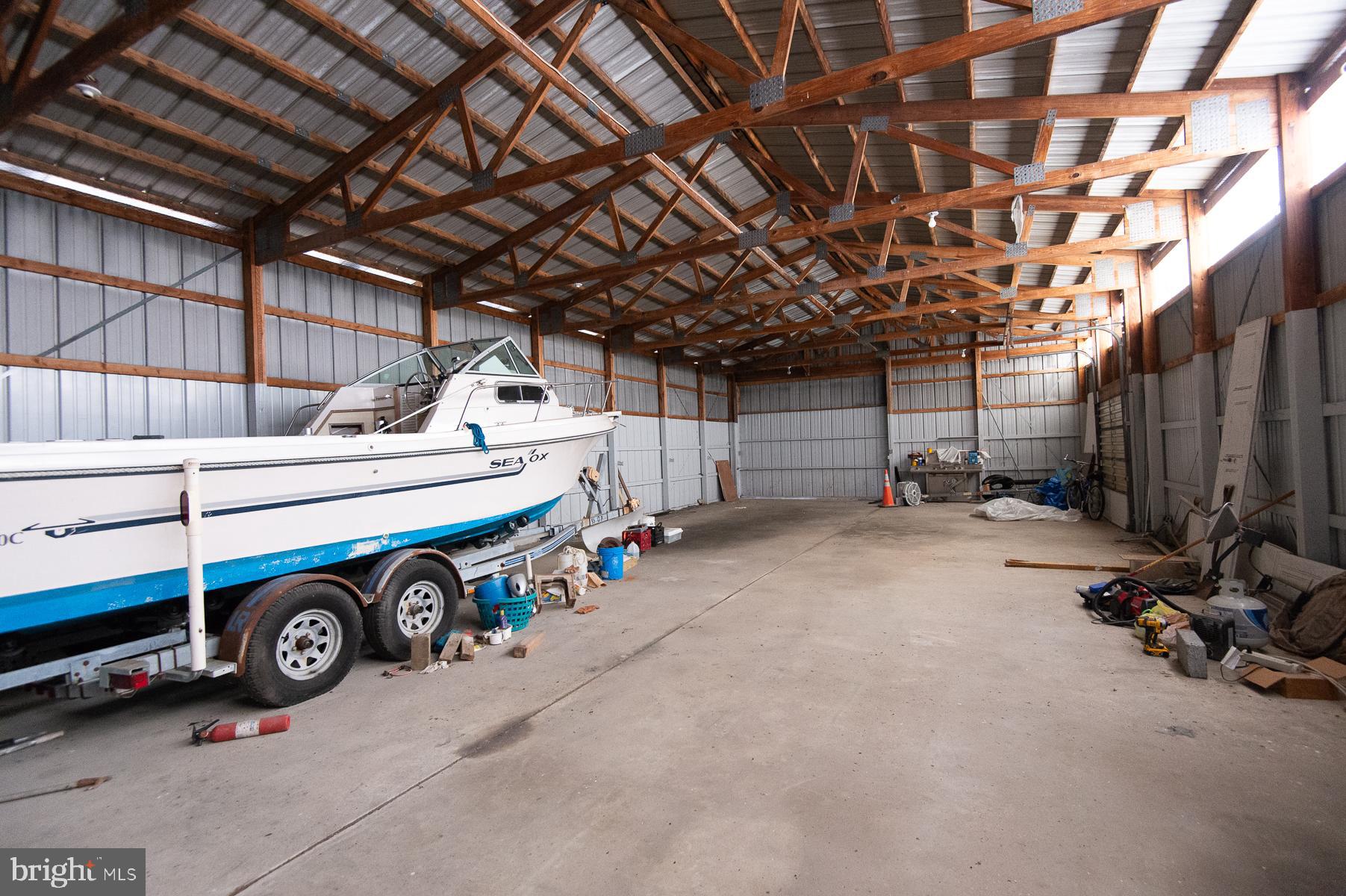 BUCKTOWN - Commercial Sale