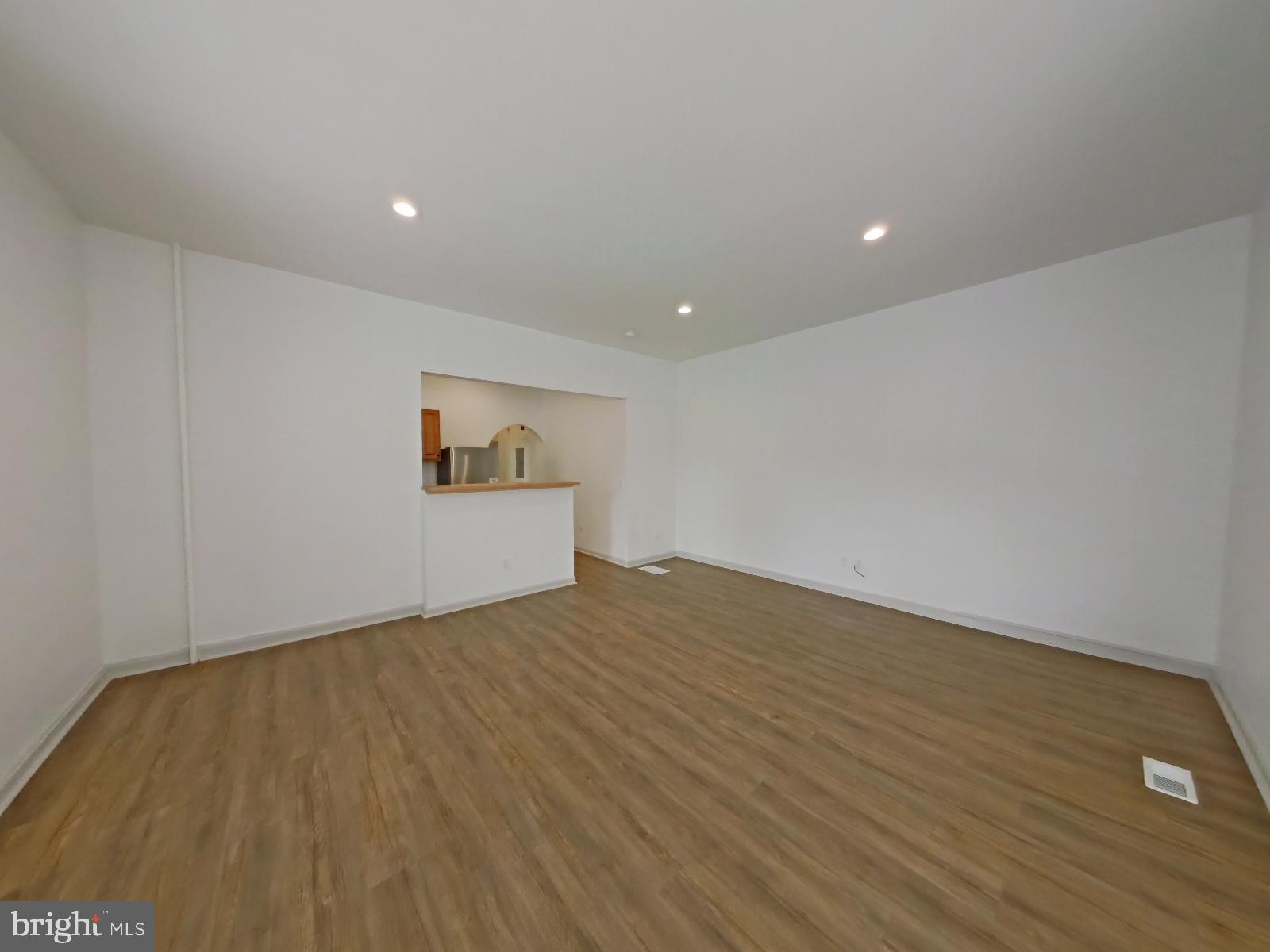 ROXBOROUGH - Residential Lease