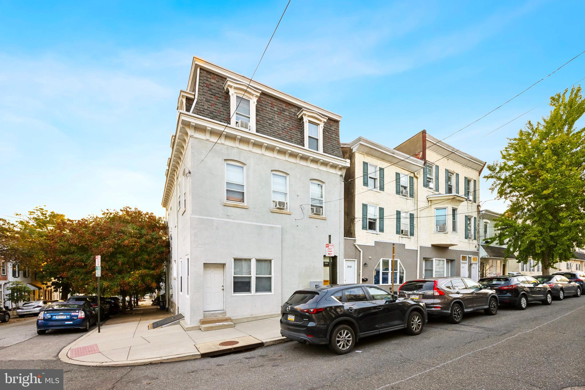 ROXBOROUGH - Residential Lease