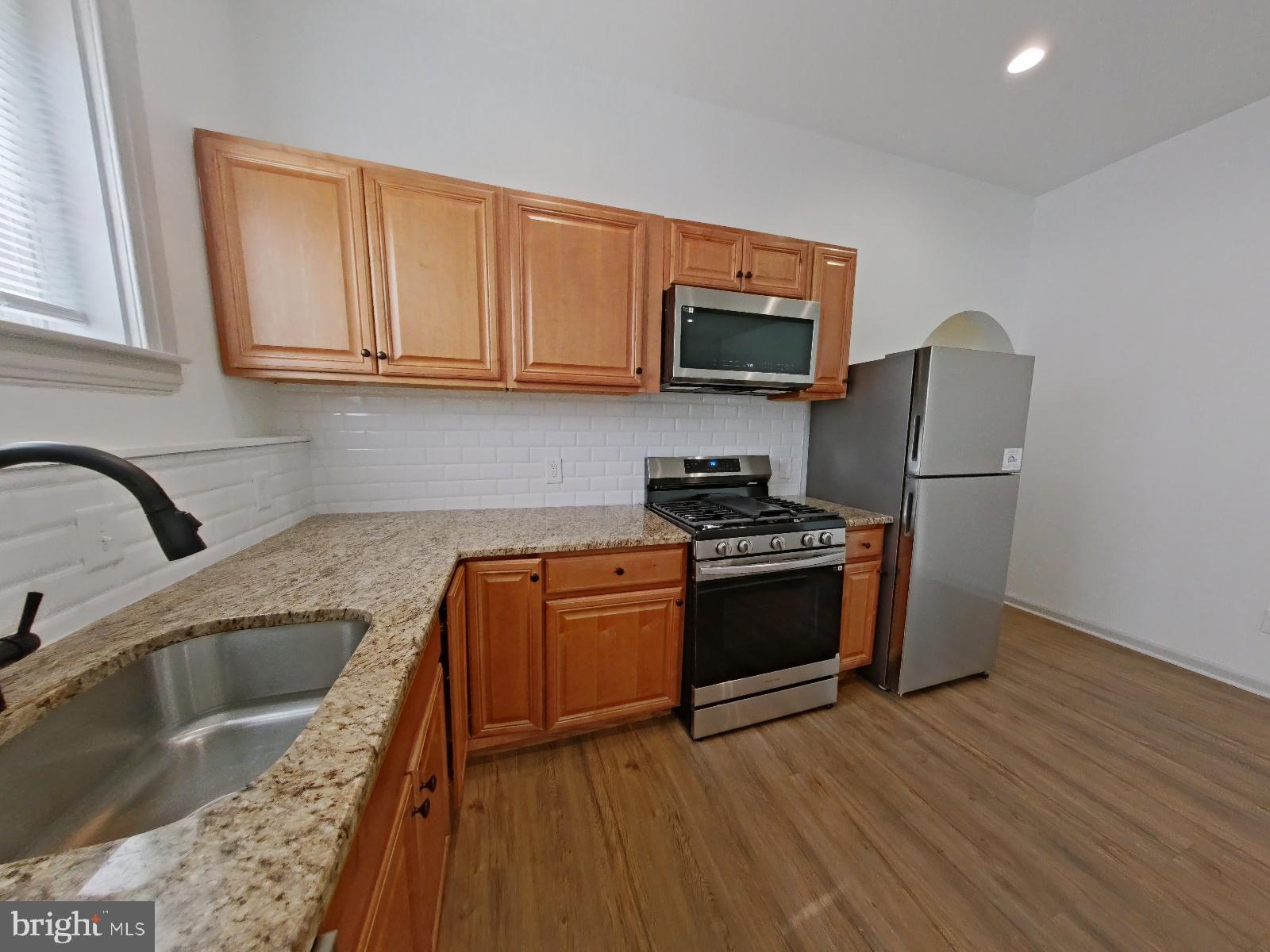 ROXBOROUGH - Residential Lease