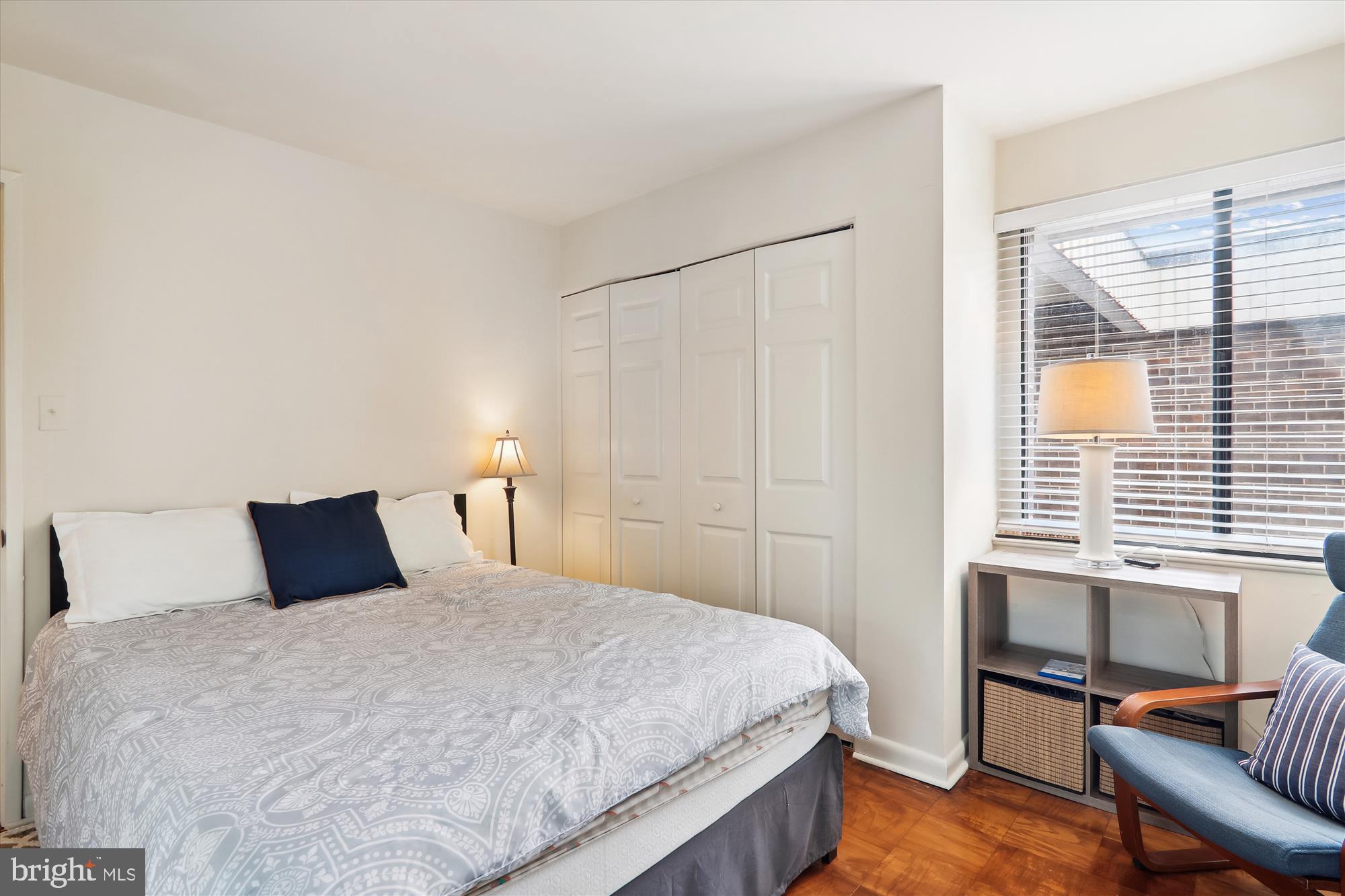 AMERICANA FINMARK - Residential