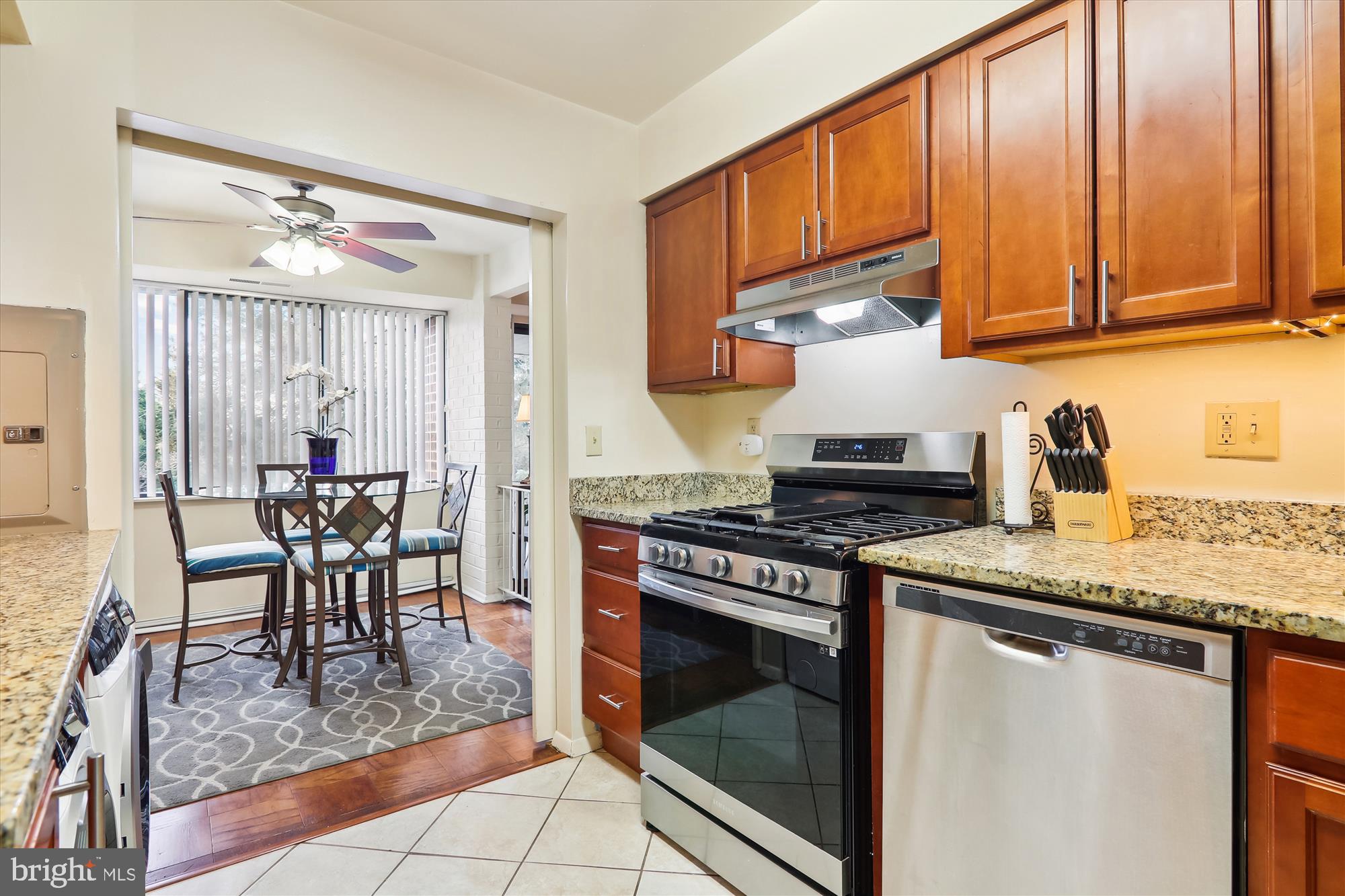 AMERICANA FINMARK - Residential