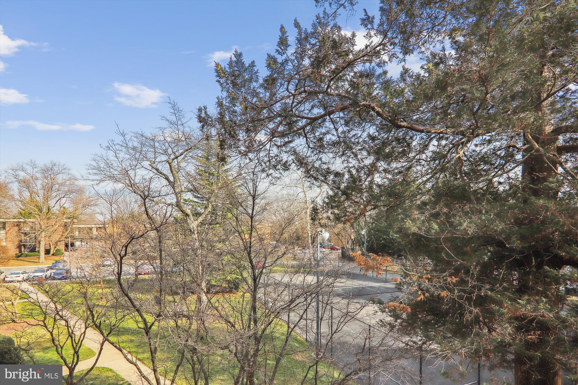 AMERICANA FINMARK - Residential