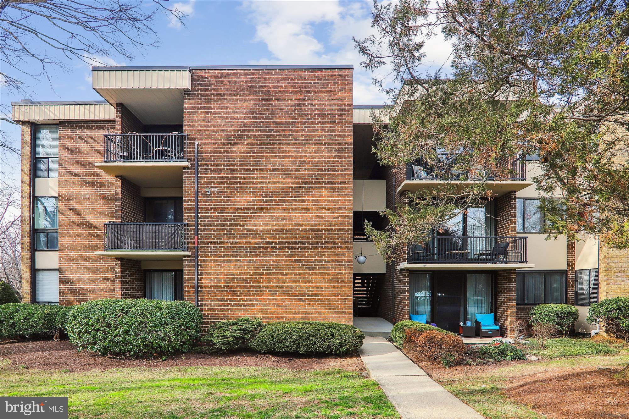 AMERICANA FINMARK - Residential