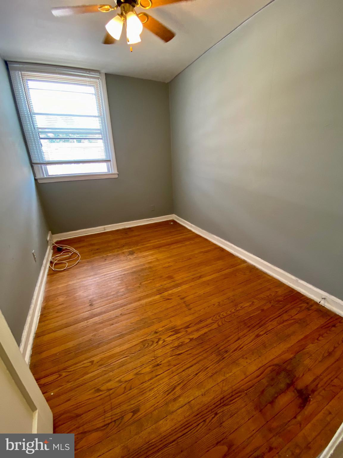 OXFORD CIRCLE - Residential