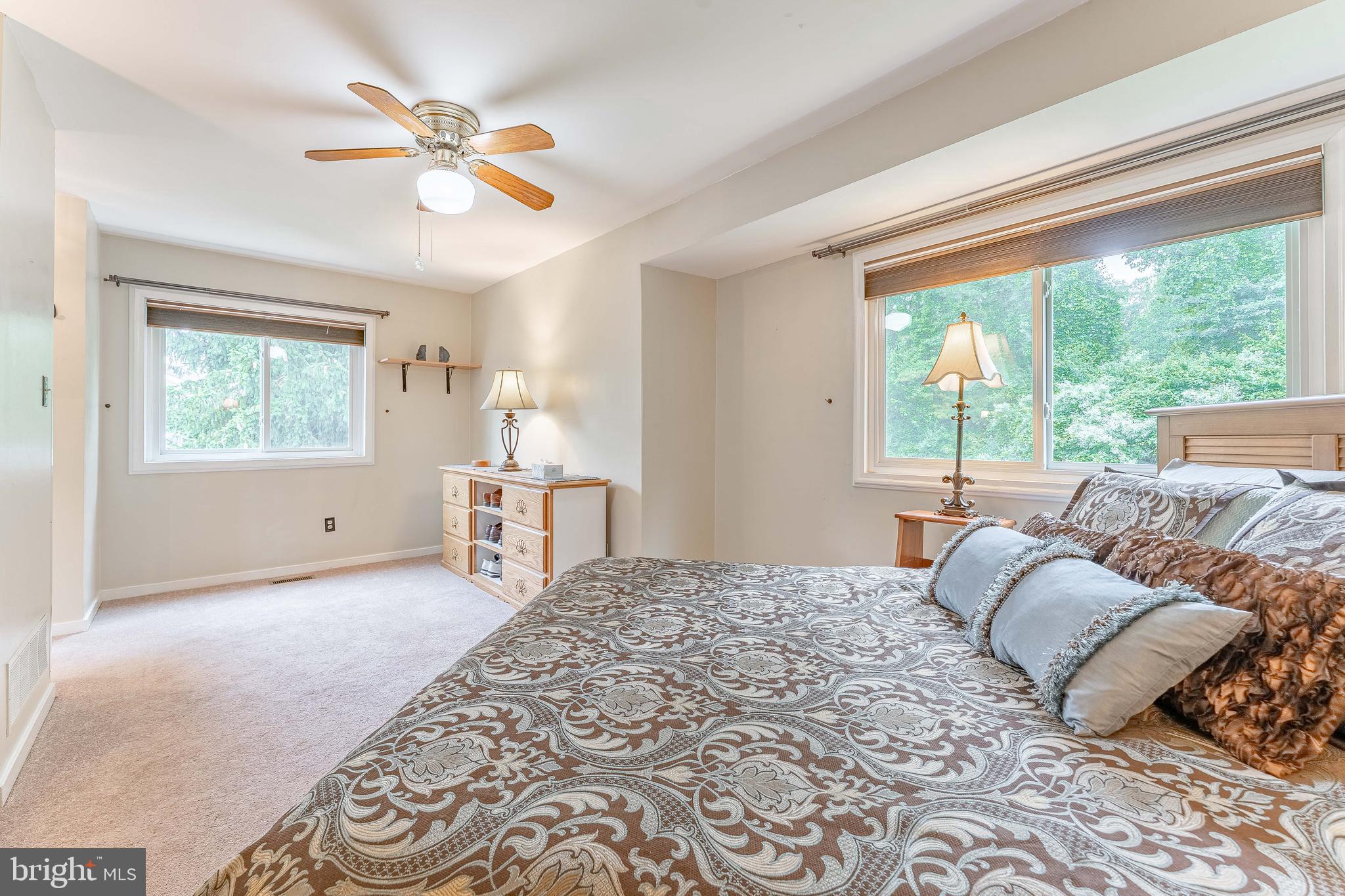 SOUTHPOINT - Residential