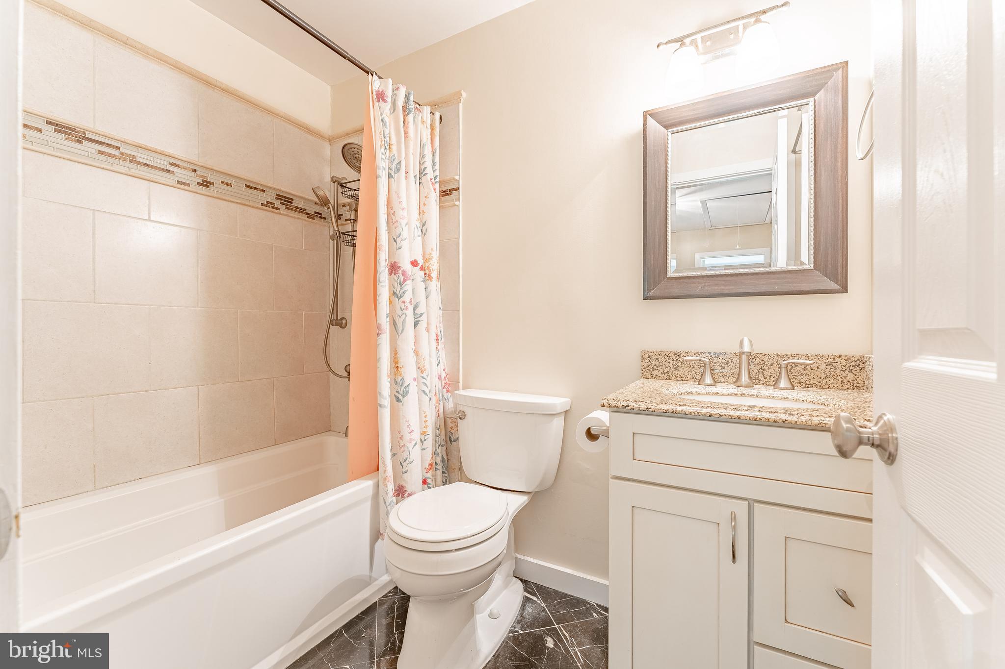 SOUTHPOINT - Residential