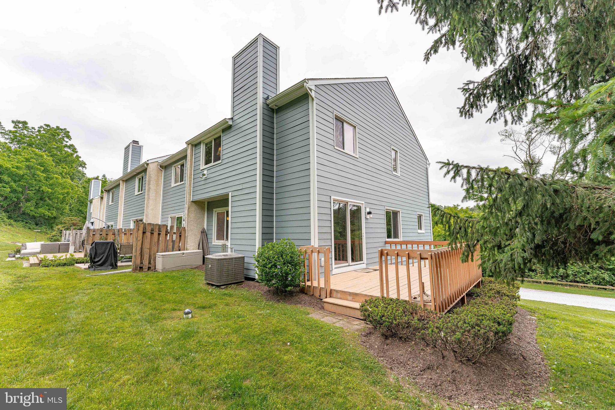 SOUTHPOINT - Residential