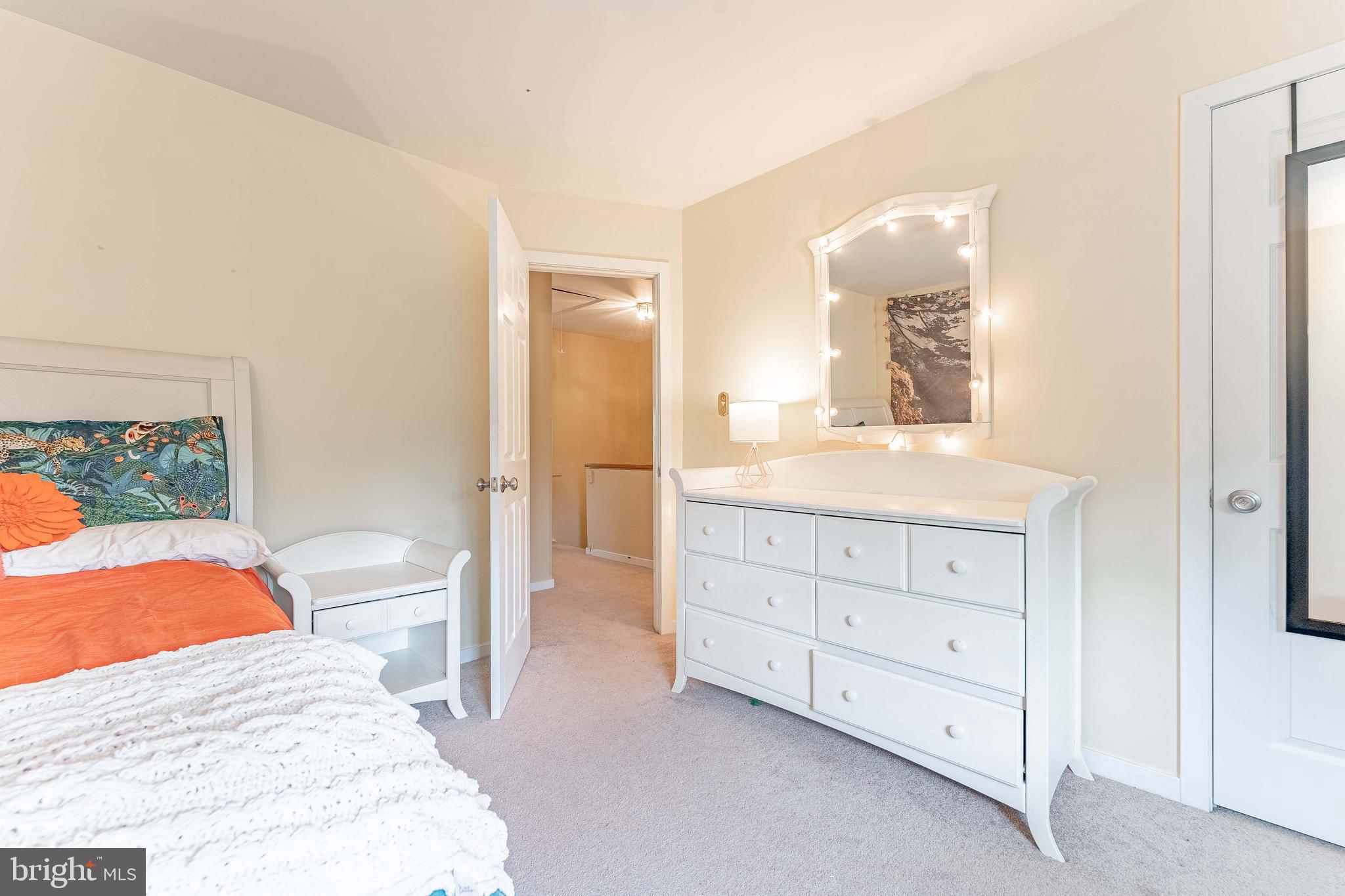 SOUTHPOINT - Residential
