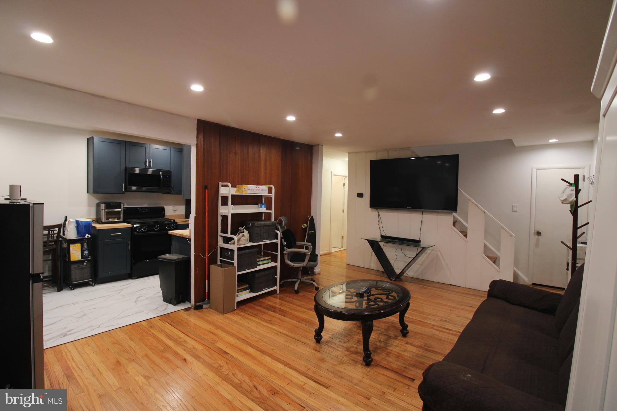 SUNNYBROOK - Residential