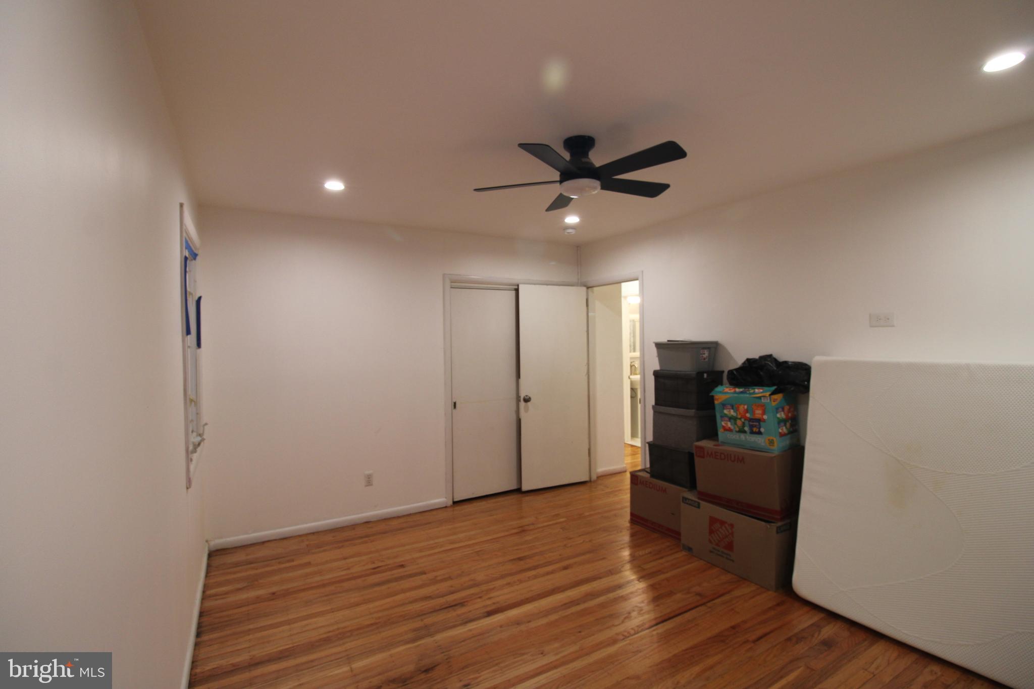 SUNNYBROOK - Residential