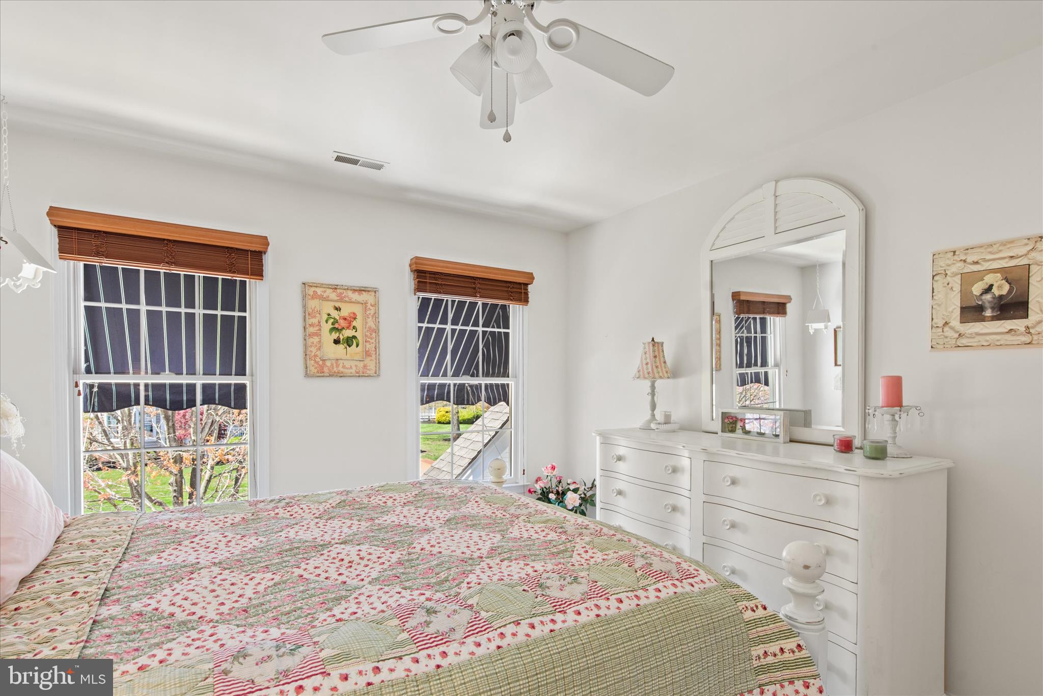BETHANY LAKES - Residential
