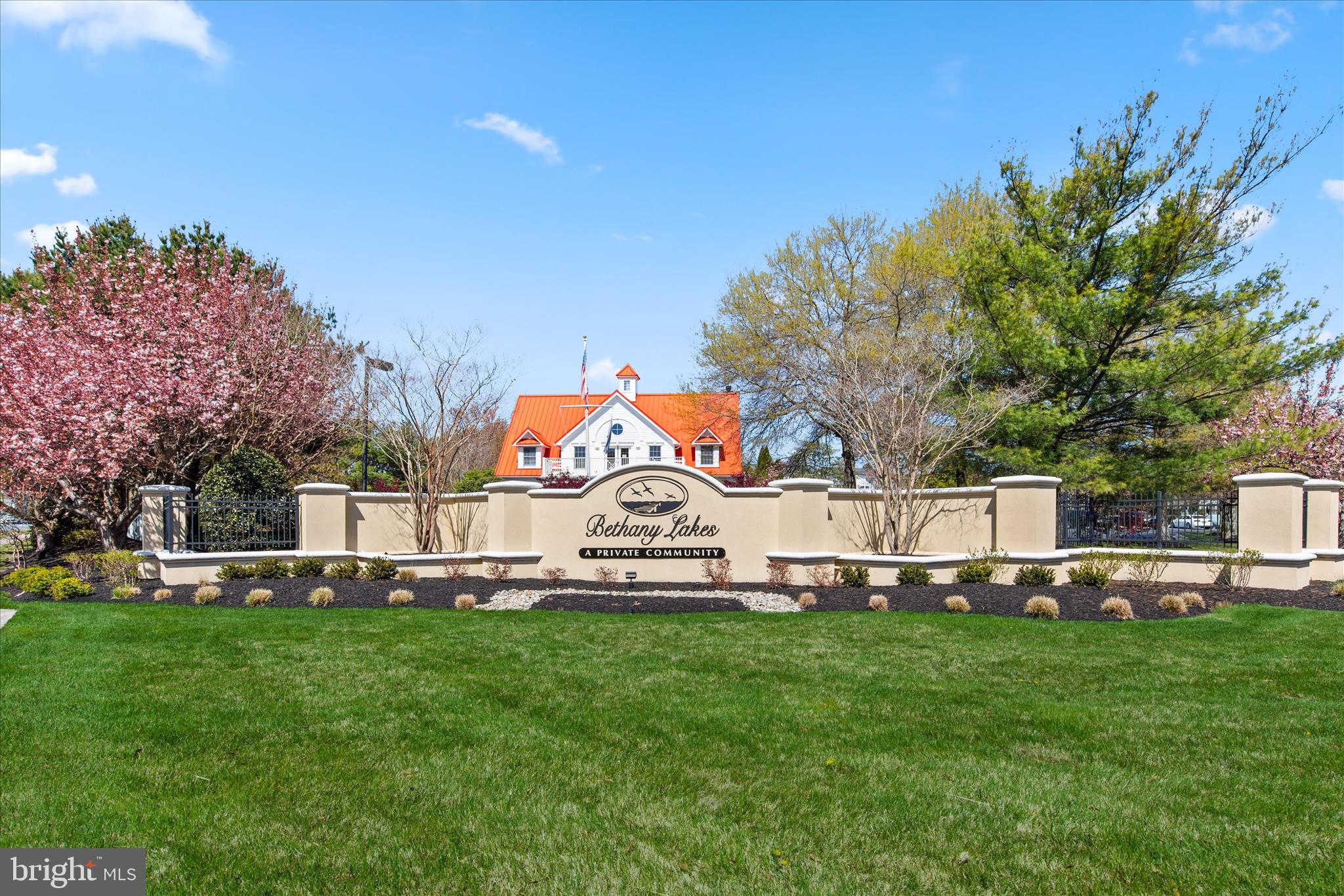 BETHANY LAKES - Residential