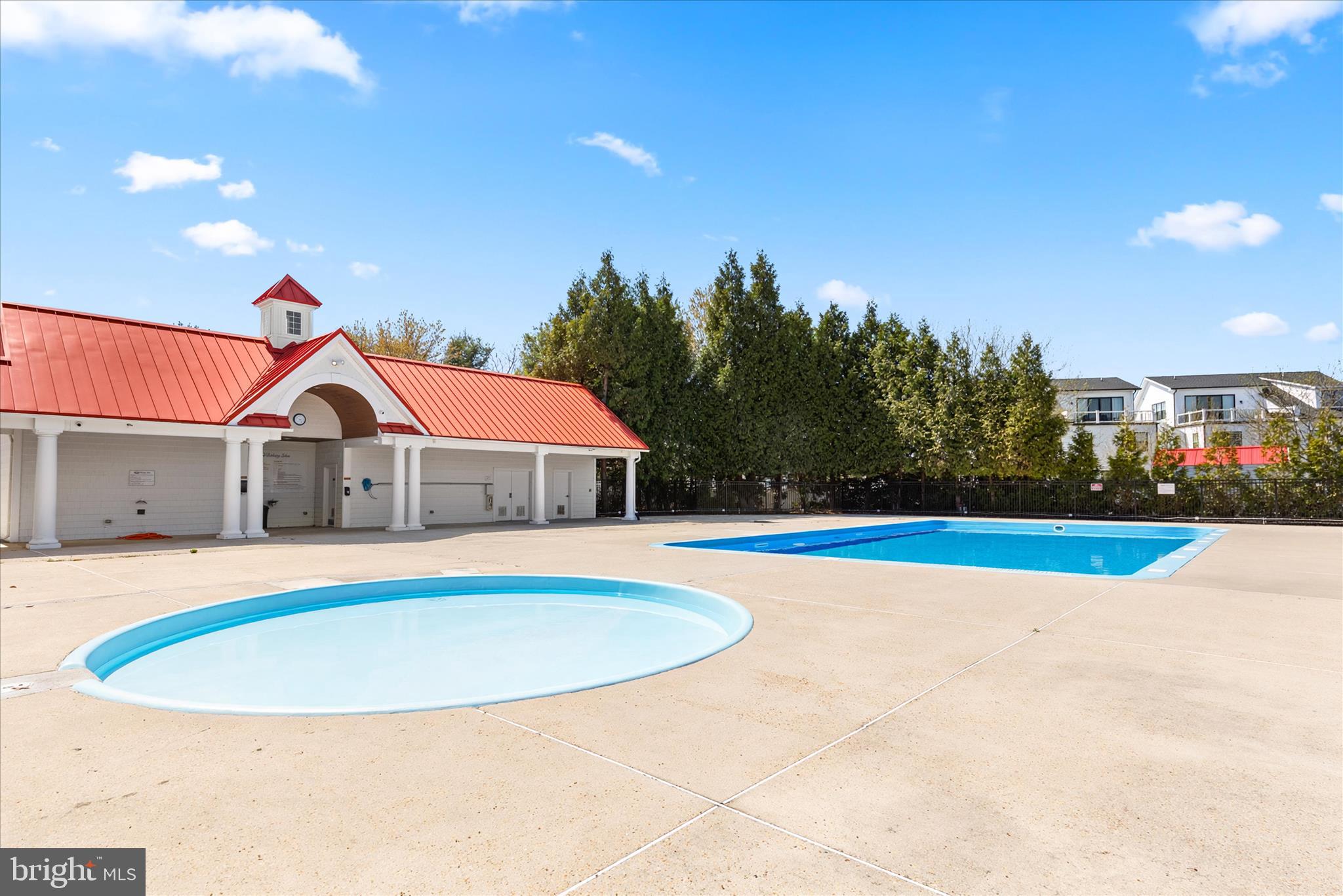 BETHANY LAKES - Residential