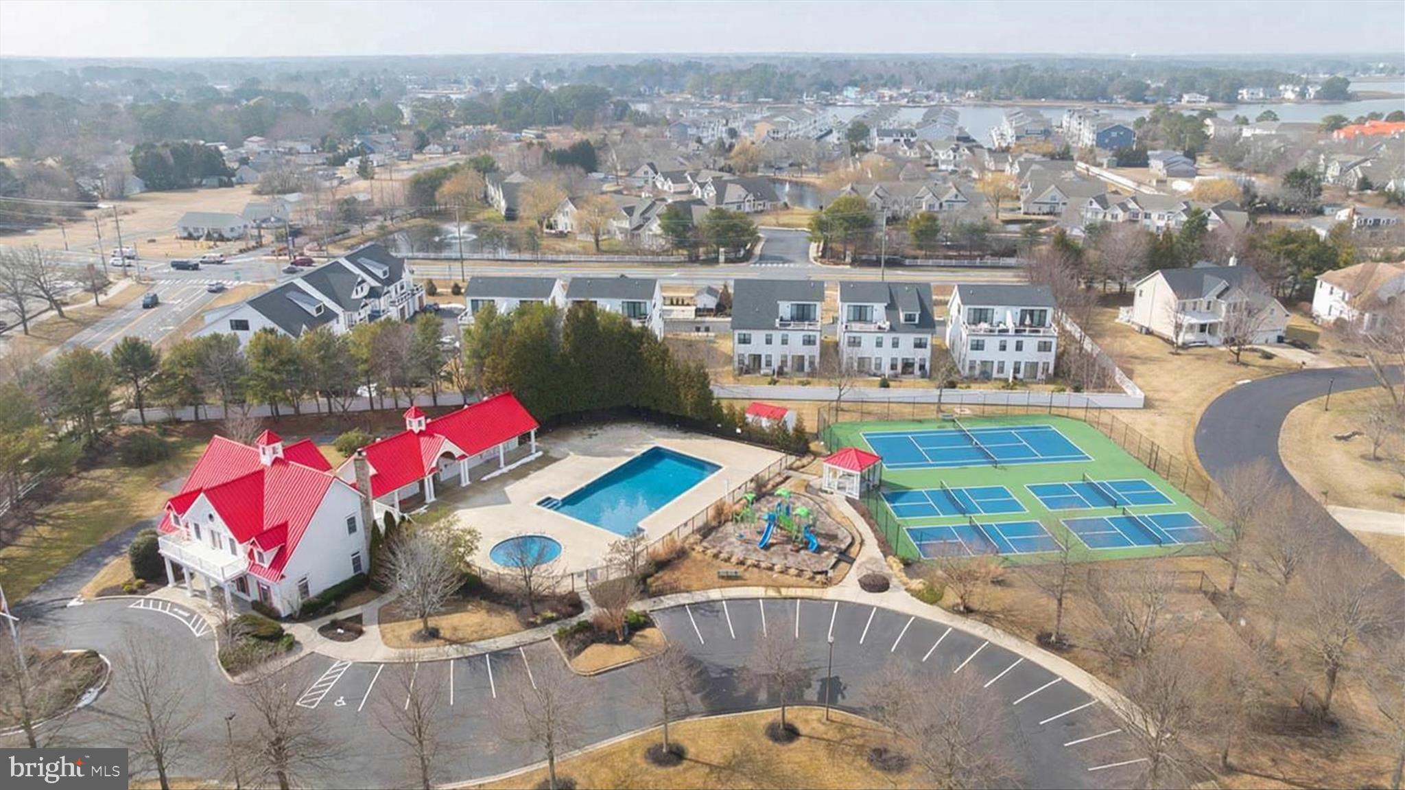 BETHANY LAKES - Residential