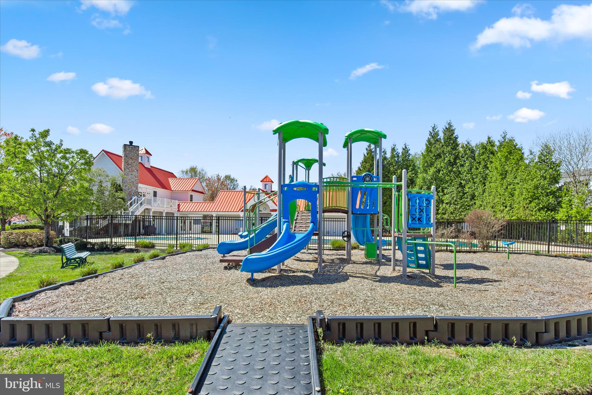 BETHANY LAKES - Residential