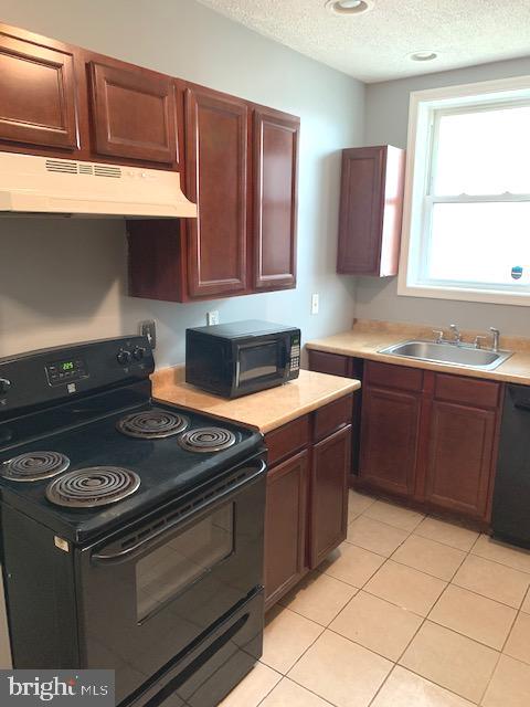 JOHNS HOPKINS - Residential Lease
